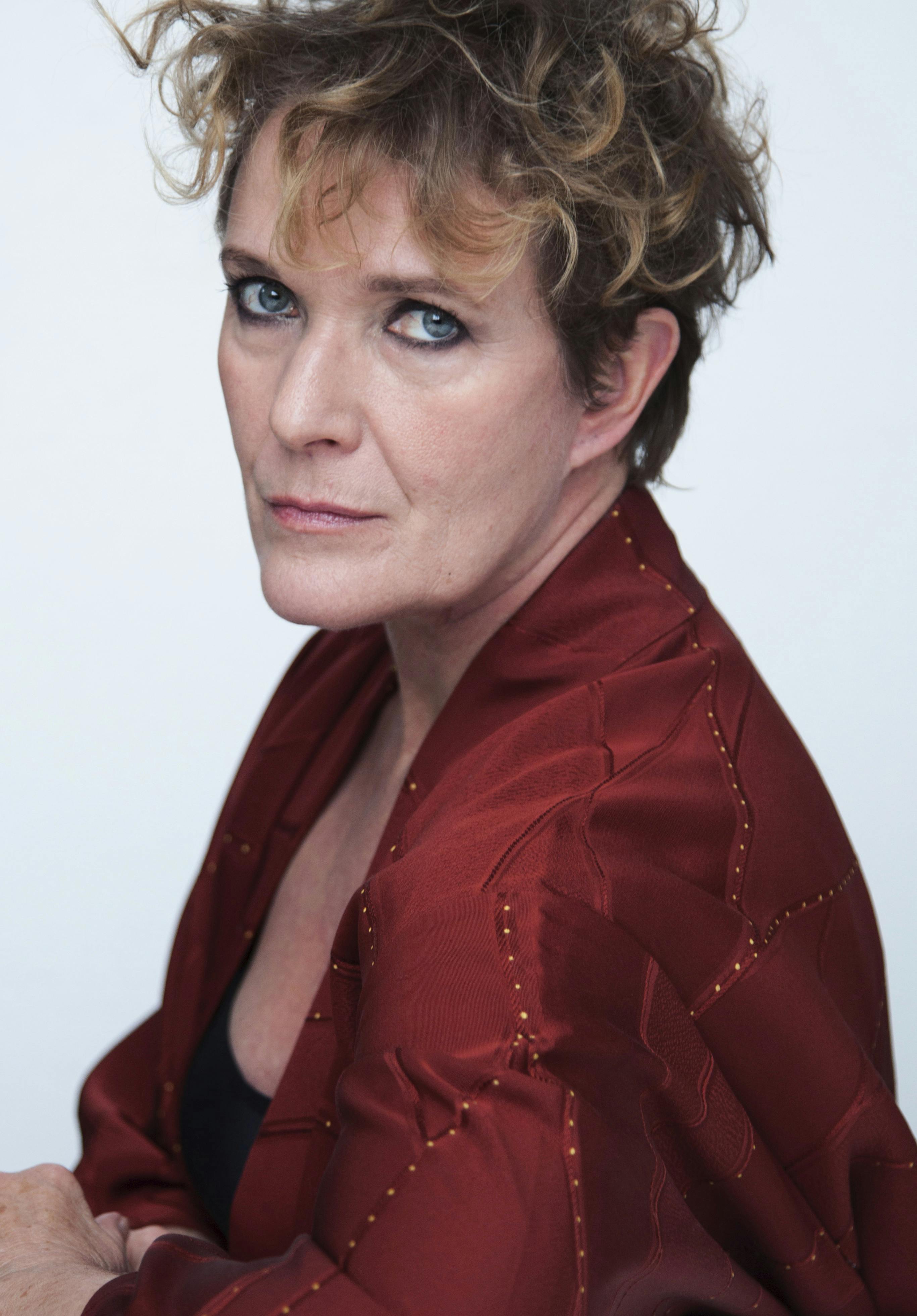 "Jeg er åbenbart mere rummelig over for mine børn, end jeg er over for mig selv. Det kunne man jo godt lære noget af" Tammi Øst