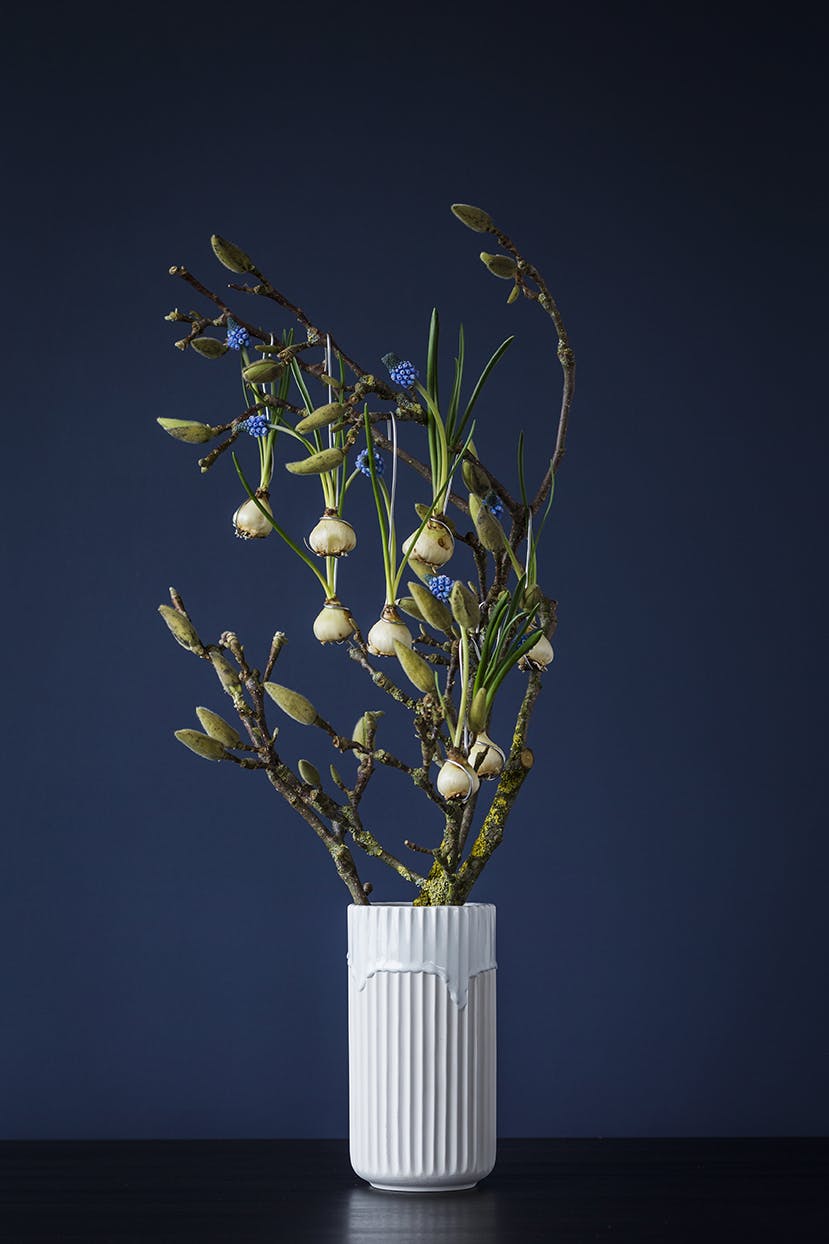 blomsterdekoration blomsterbuket af blomsterdesigner annette von einem med perlehyacinter og magnolia