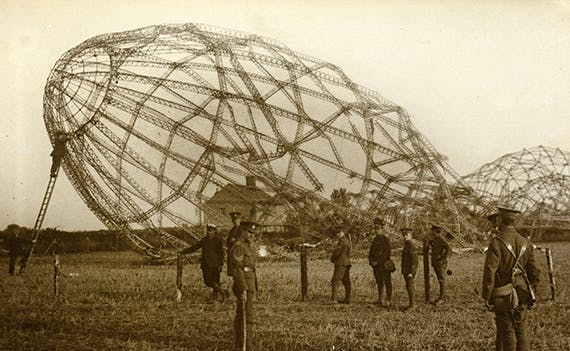 Störtad zeppelinare Störtad zeppelinare