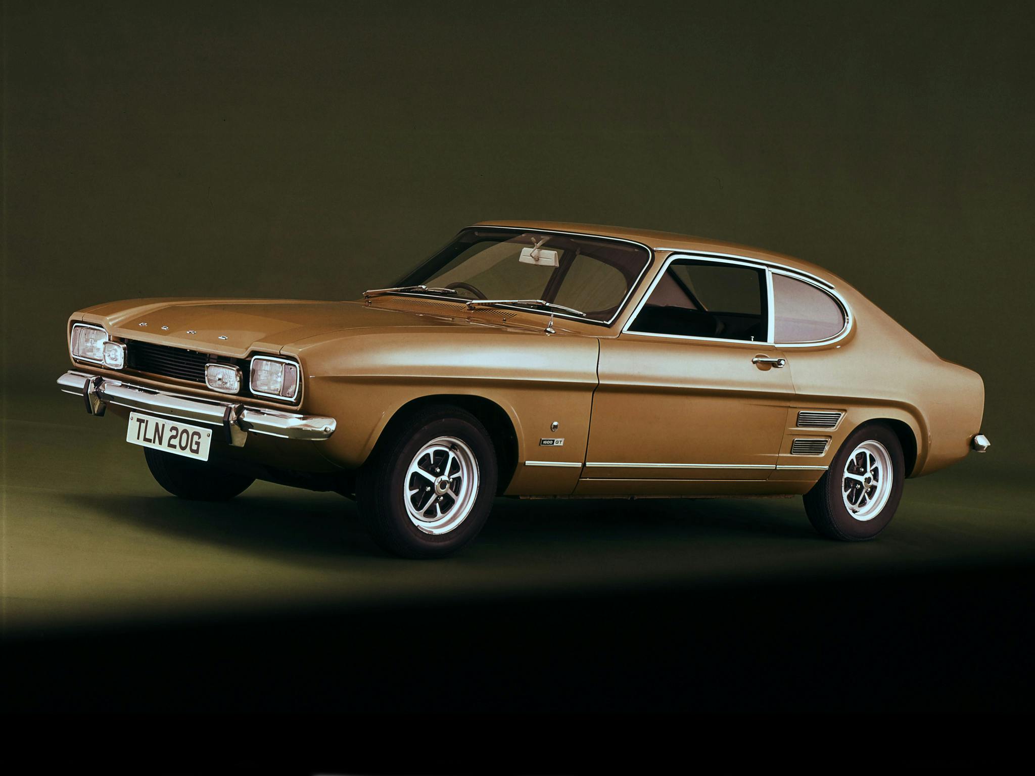 1972 Ford Capri Uk Spec Classic   H 2048x1536 Copy  LV4GDzZyR2Nde0dDZjqbA ?auto=compress&ch=Width%2CDPR