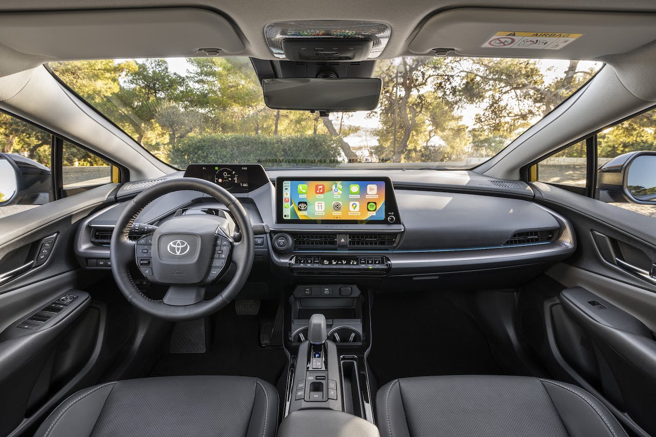 Toyota Prius hybrid test pris