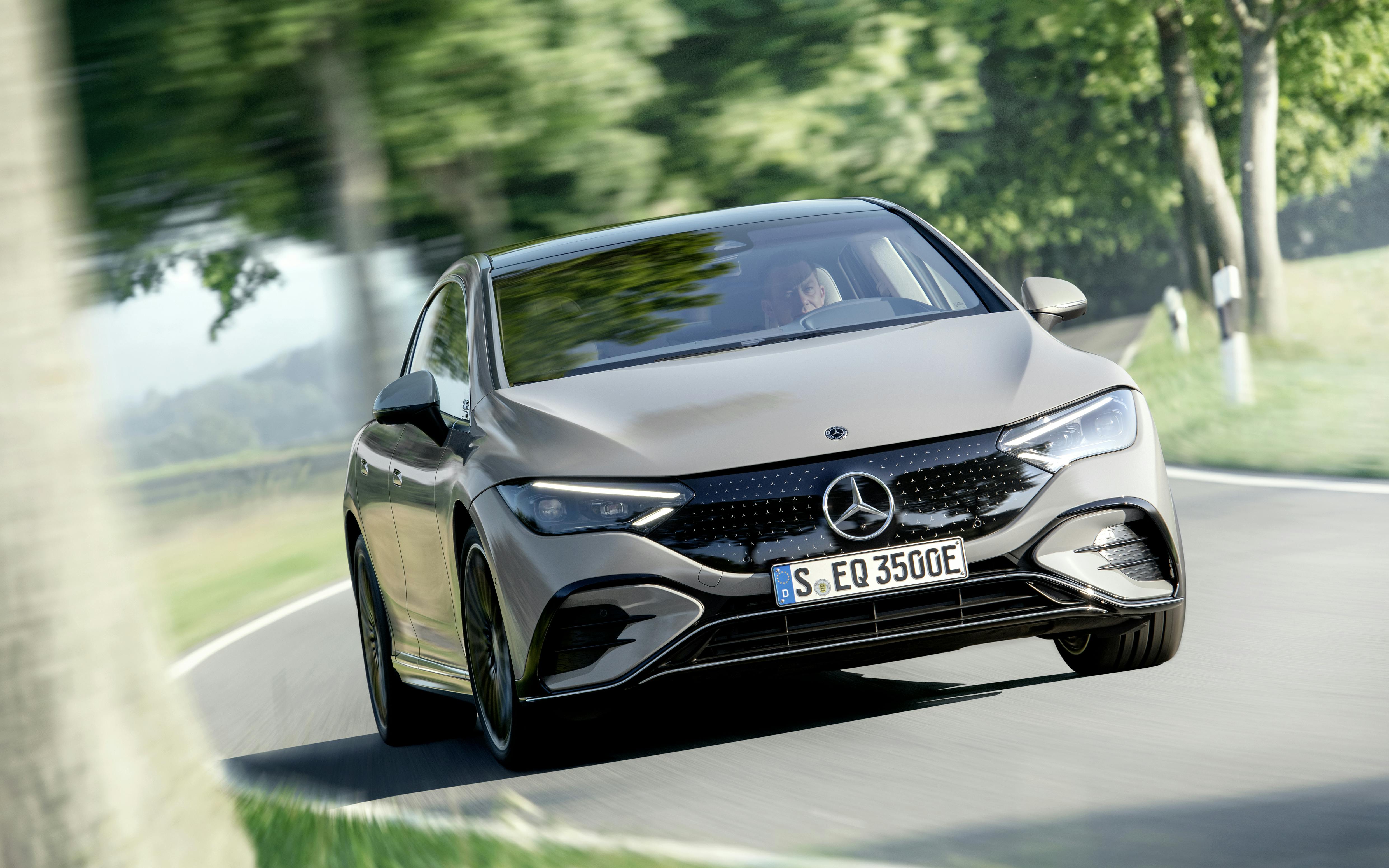 Mercedes EQE elbil elektrisk E-klasse Grå Sedan Front Forfra Forende