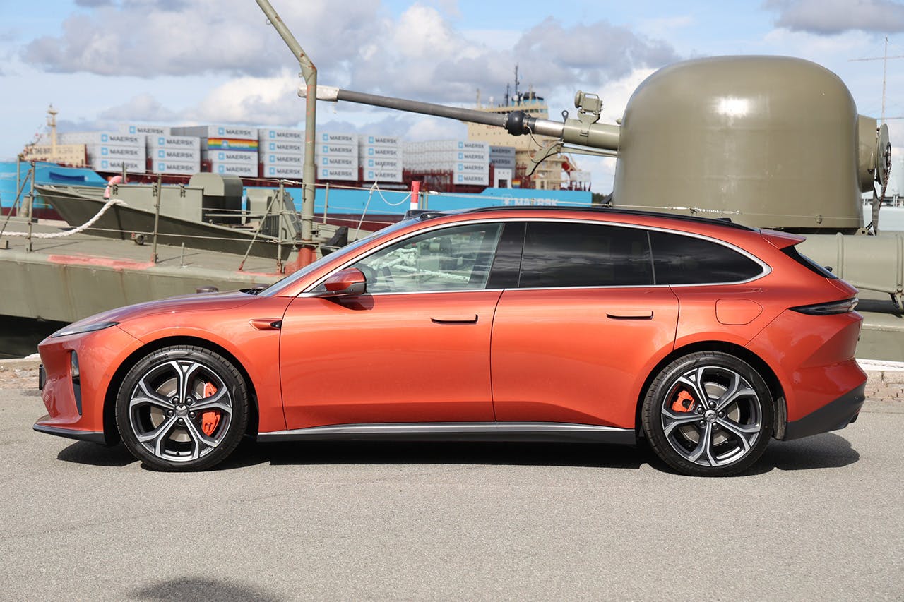 Nio ET5 Touring i profil