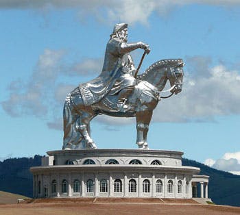 Djingis_khan_staty Djingis_khan_staty
