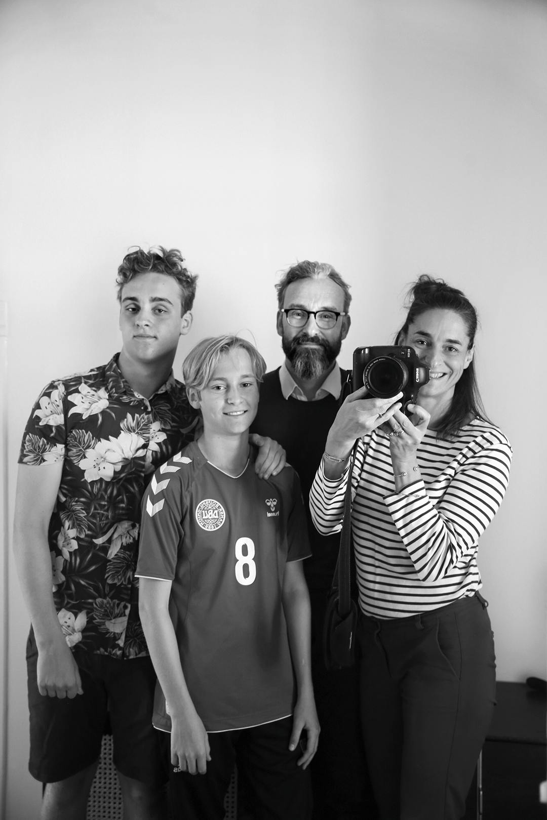 Fotograaf Sif Meincke met haar man, Ole Birk, en hun twee zonen Frede en Bjørn. Sif Meincke, Ole Birk Olesen en familie.