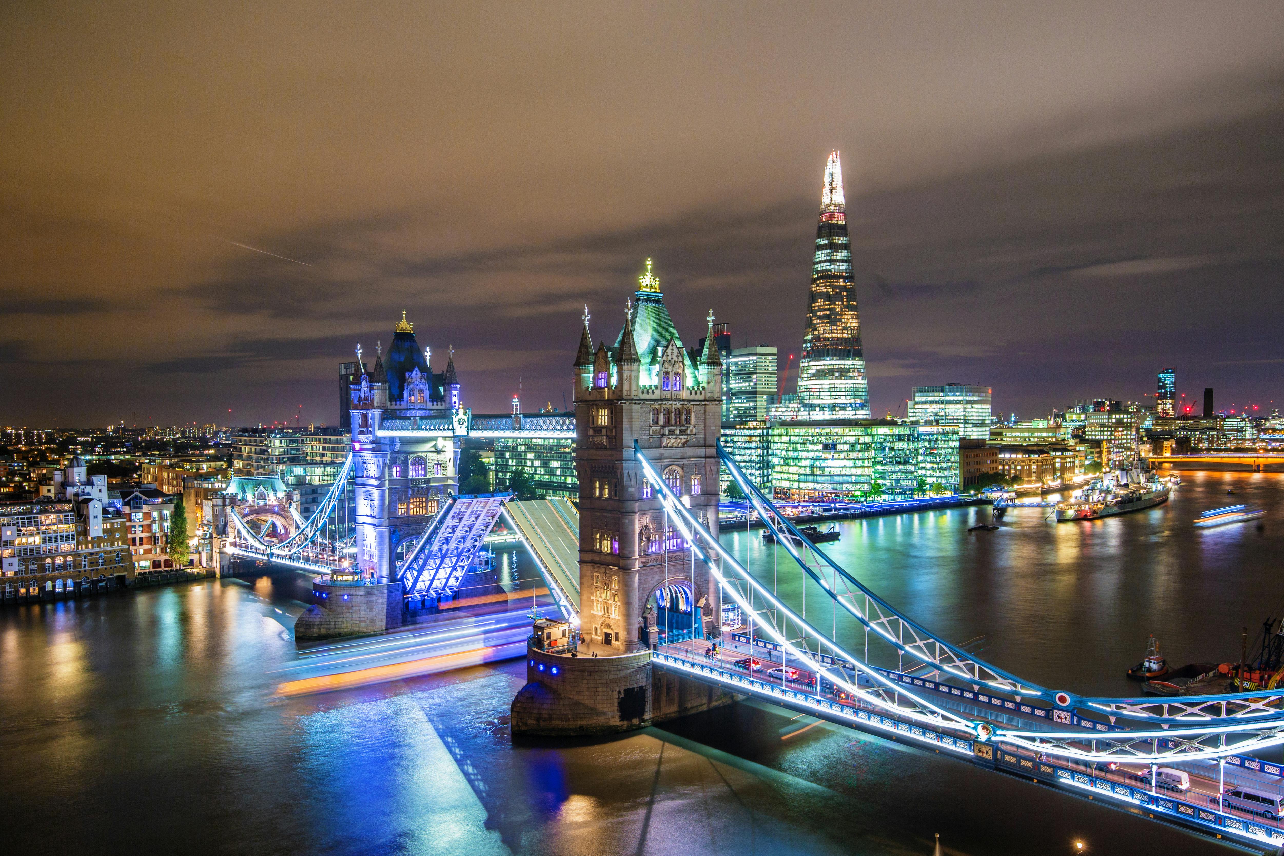Lang lukkertid Tower Bridge