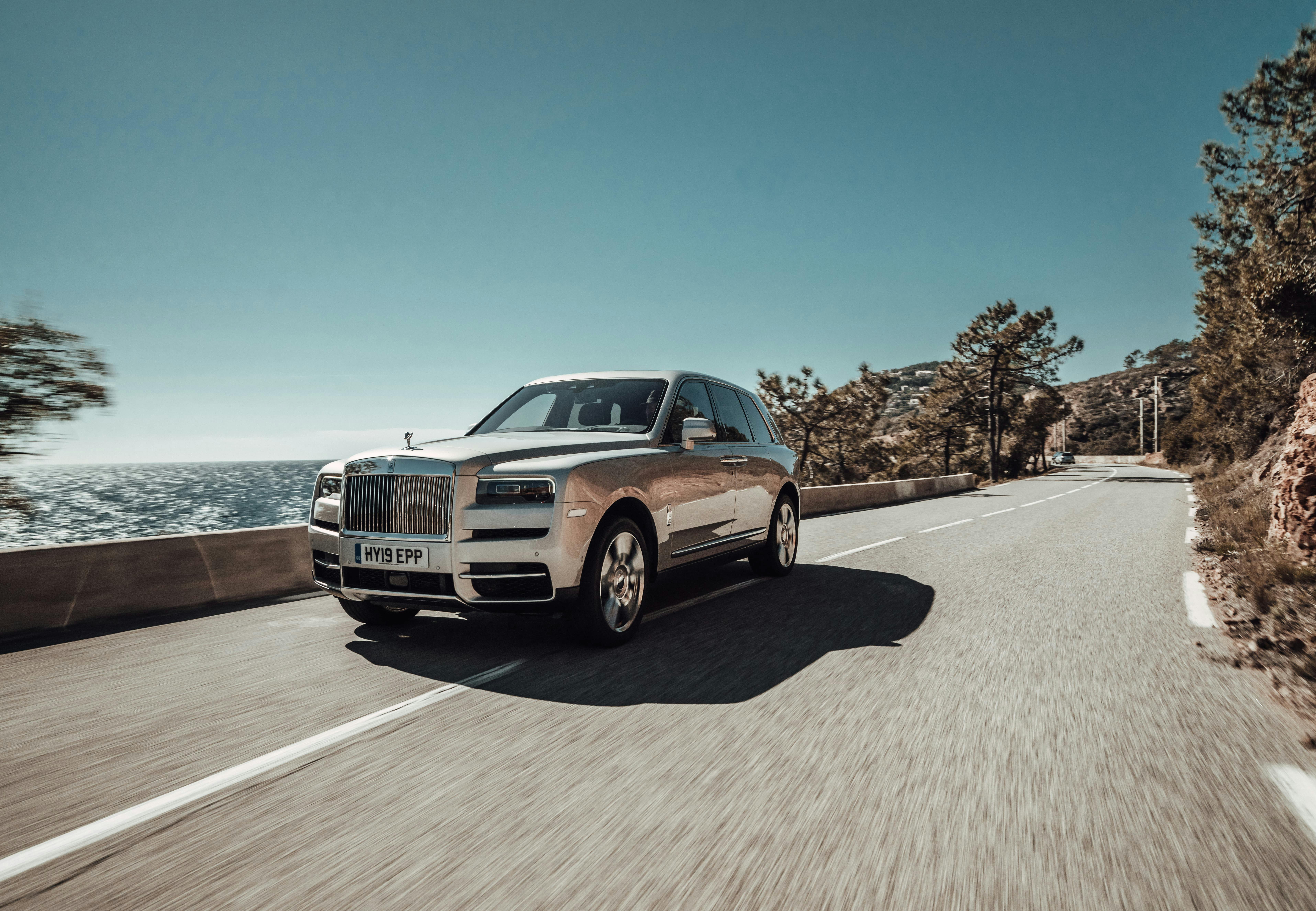 Rolls-Royce Cullinan. Bil Magasinet var inviteret af Rolls-Royce. Rolls-Royce Cullinan