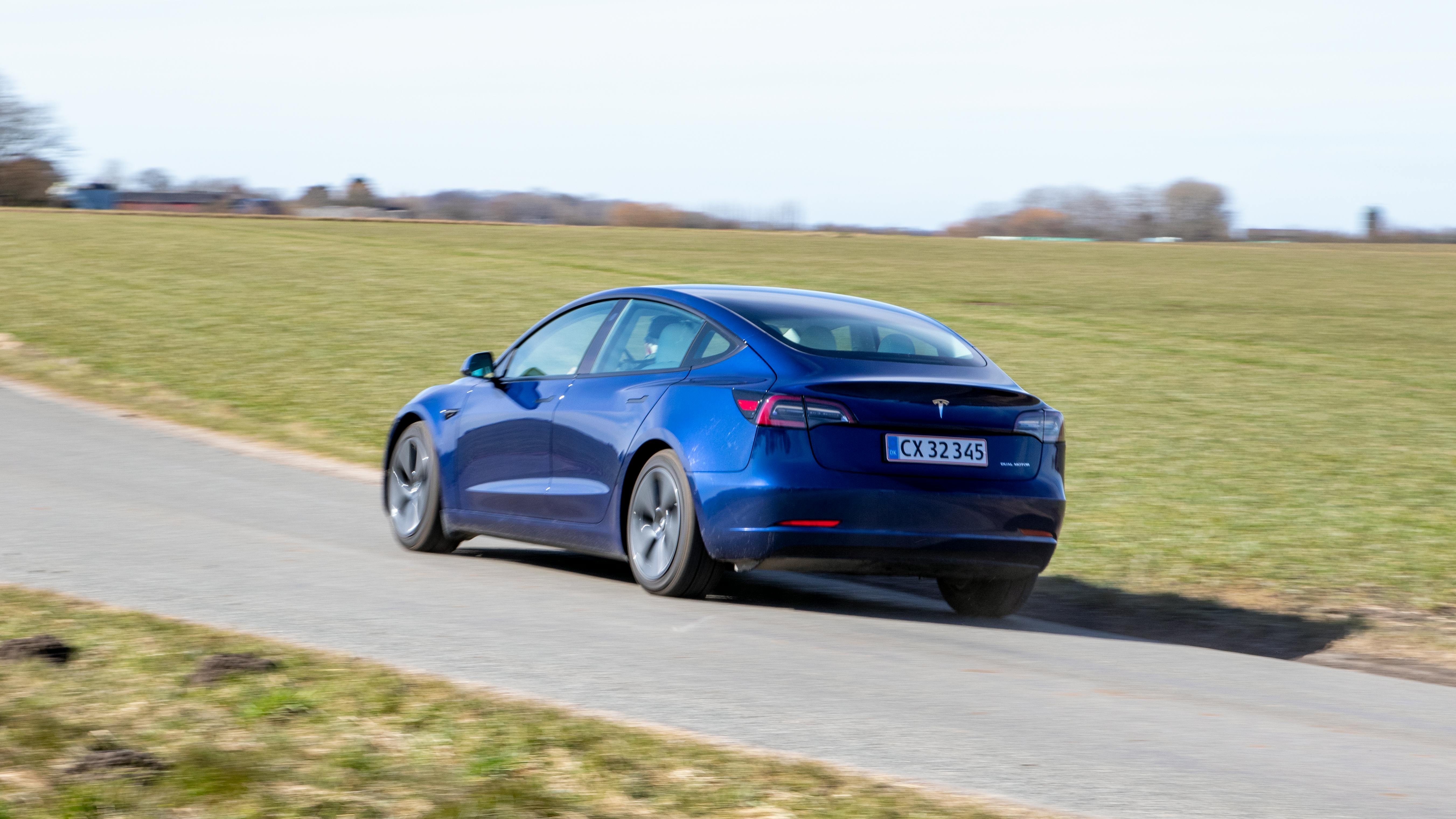 Tesla model 3 elbil pris test