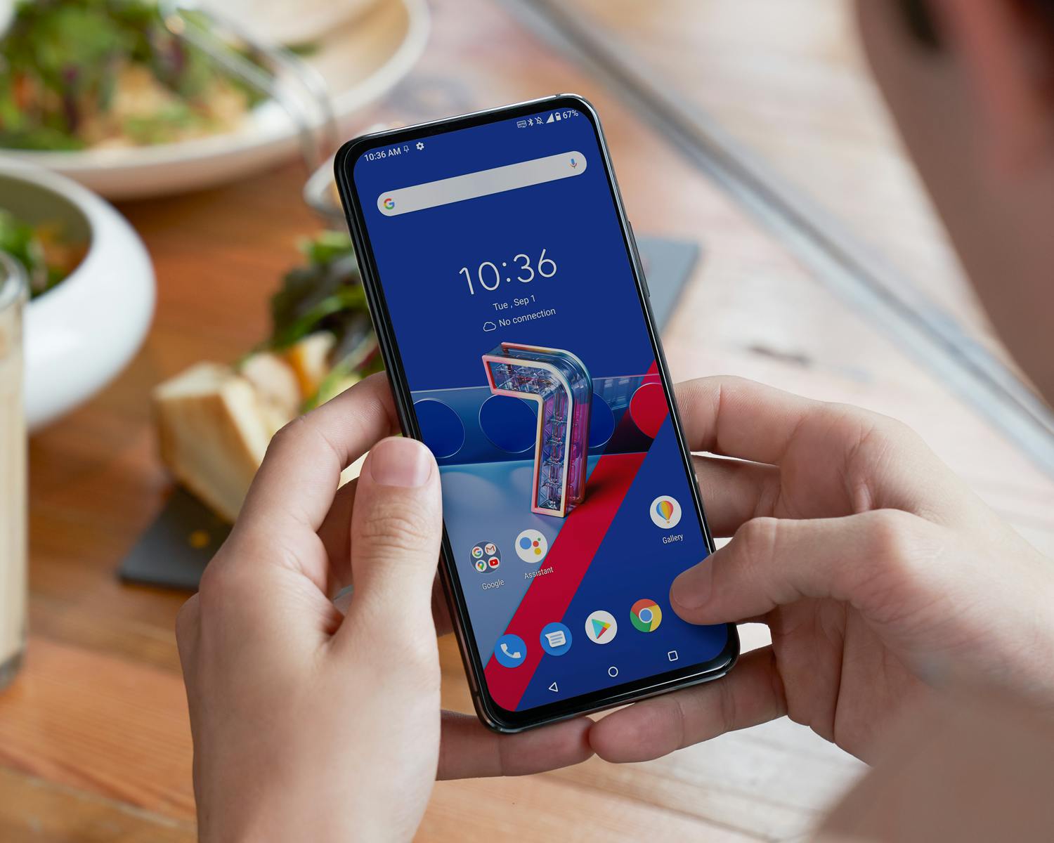 ZenFone 7 Skærmen på ZenFone 7 er på hele 6,67 tommer.