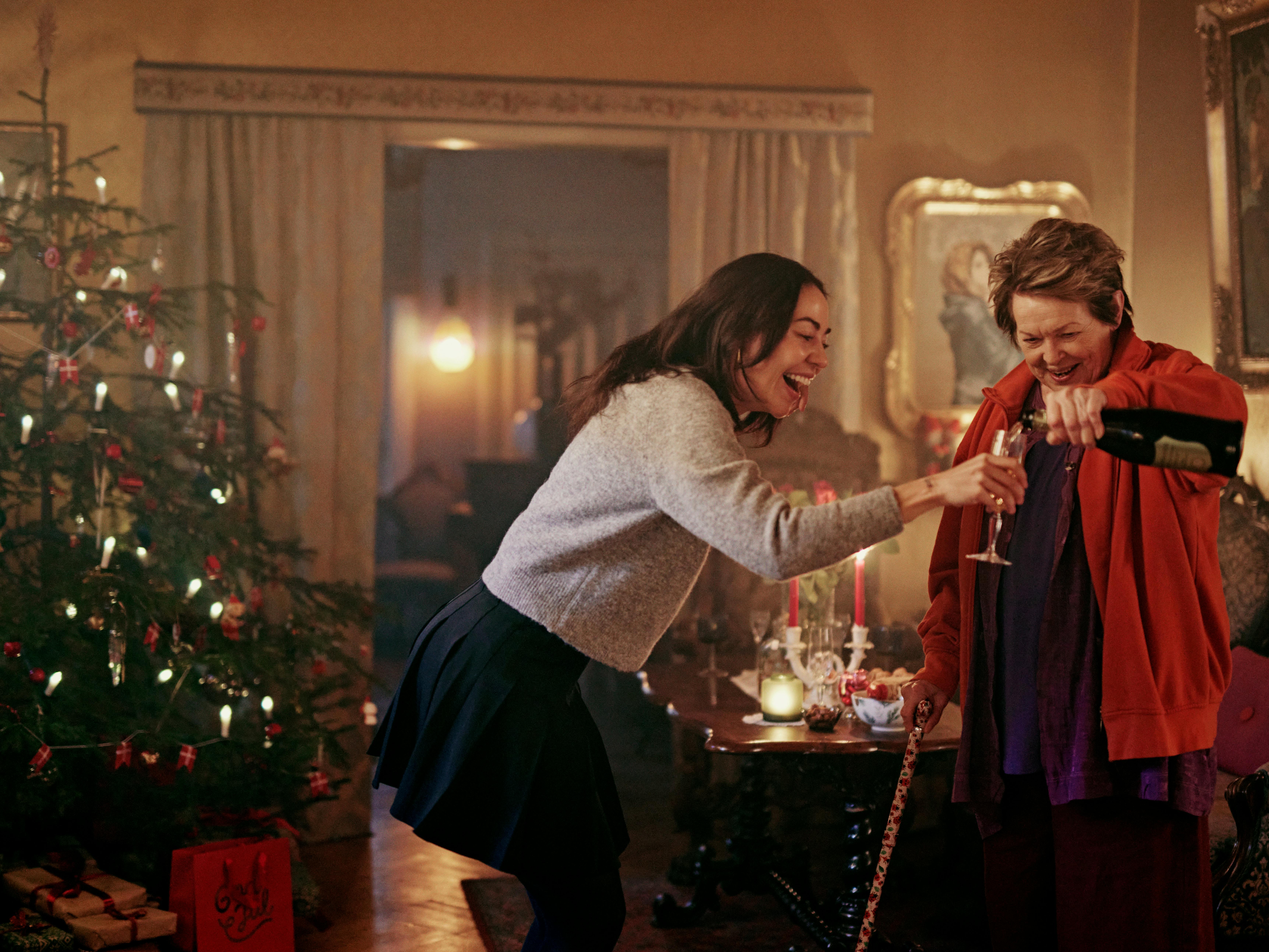 Der er flere danske skuespillere med i Julestorm. Julestorm serie på Netflix