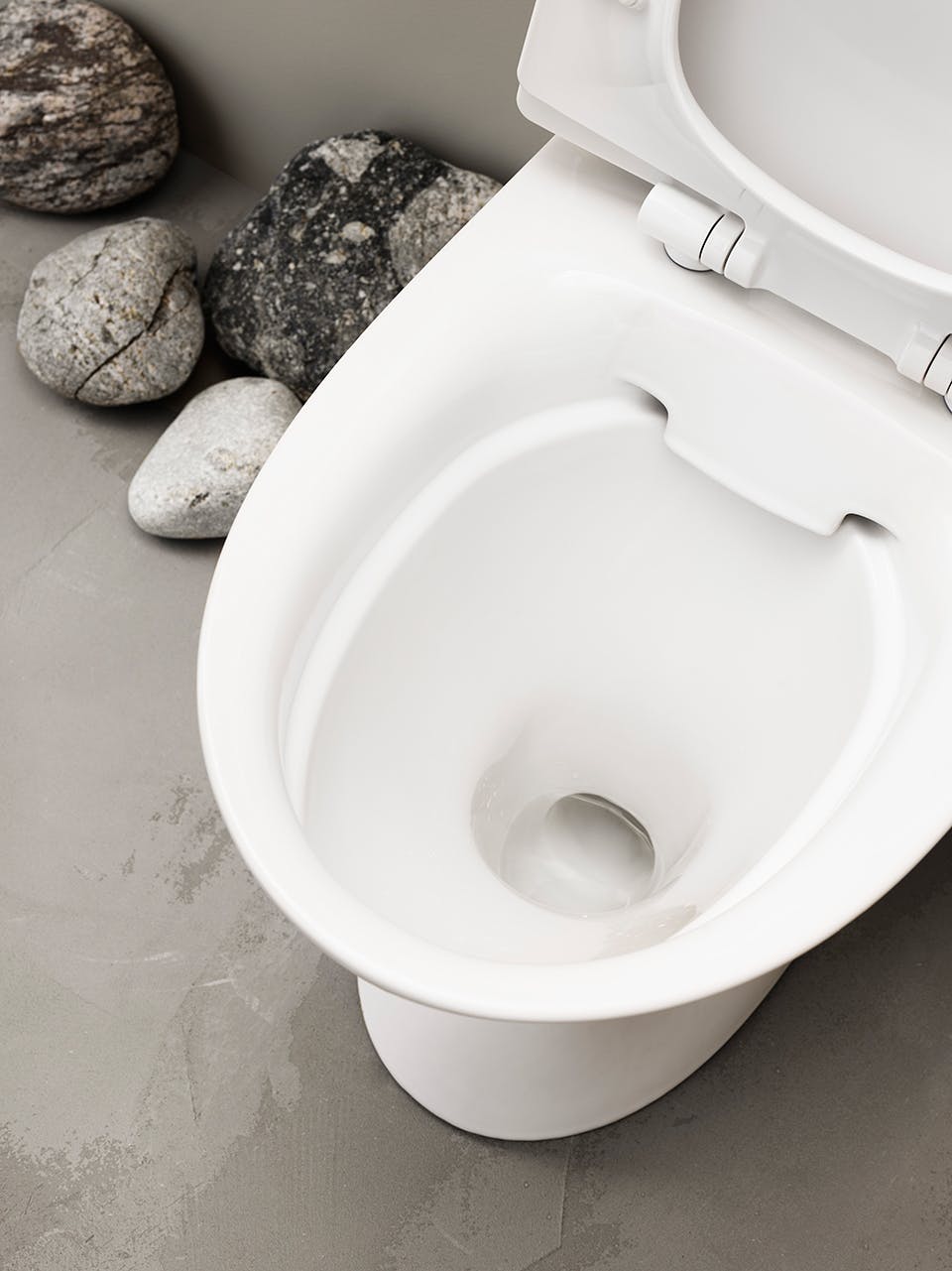 Rengøringsvenligt toilet uden skyllekant i rimfree design fra skandinaviske Ifö