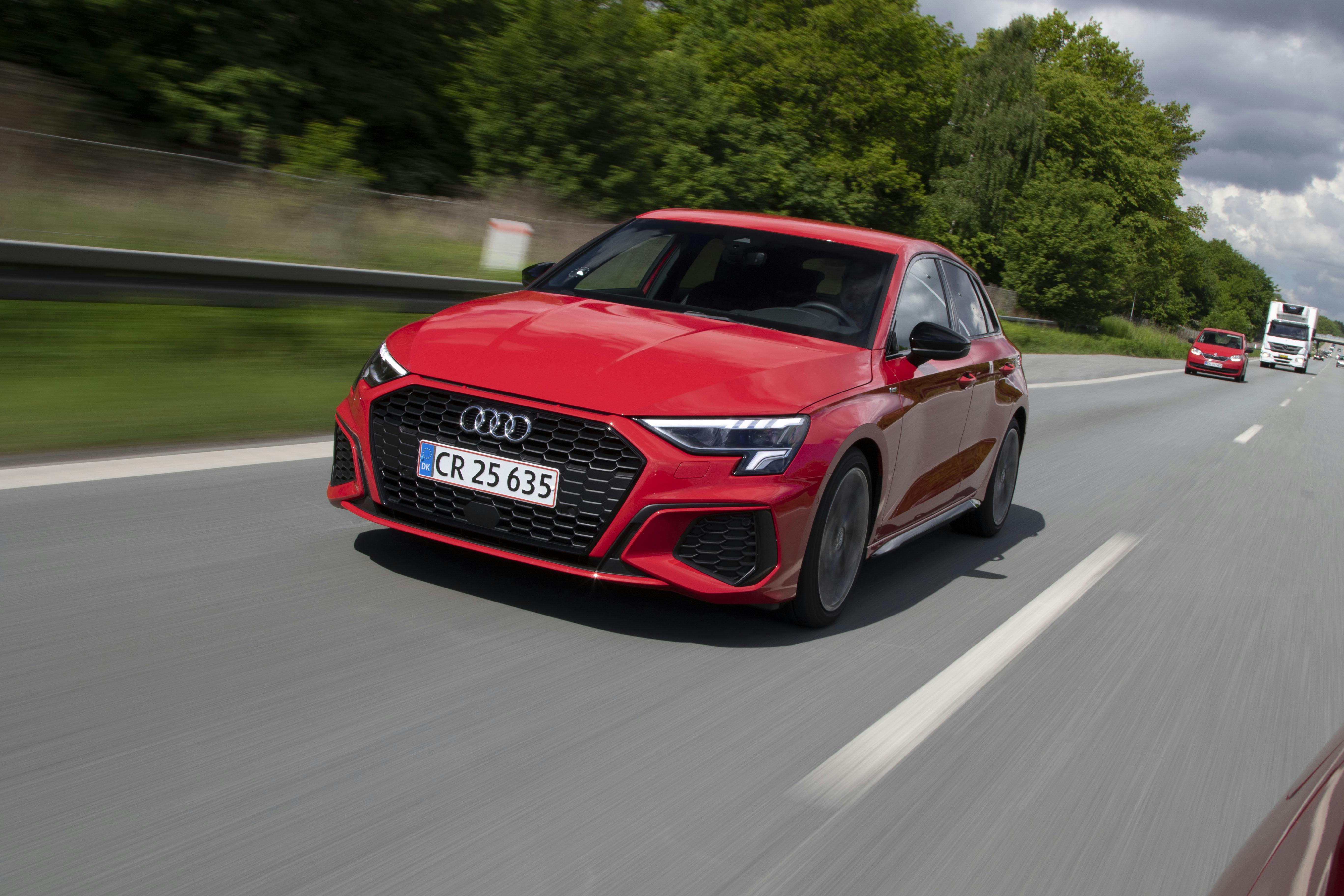 Audi A3 Sportback 35 TDI S-Line S-tronic Audi A3 Sportback 35 TDI S-Line S-tronic