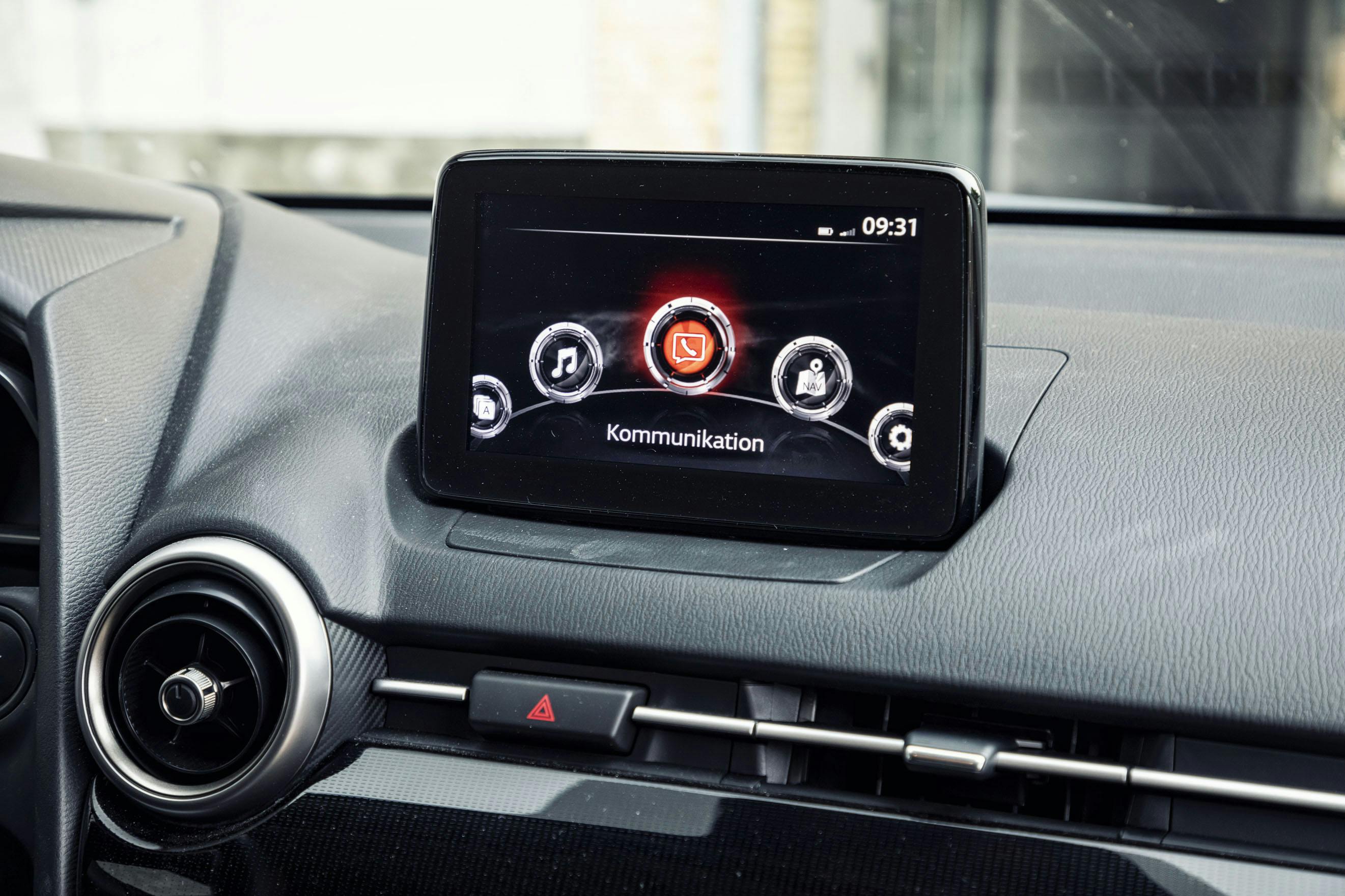 Mazda 2 Skyactiv-G 1,5 M Hybrid Sky