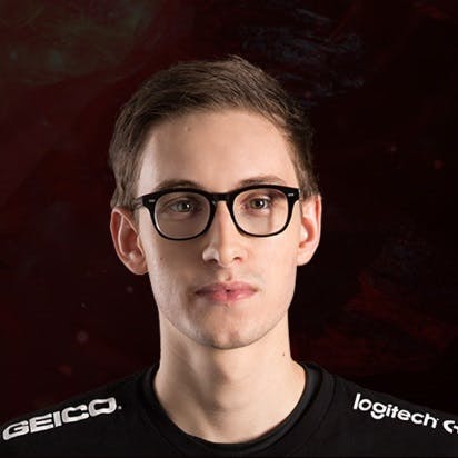 Søren "Bjergsen" Bjerg bor i USA og er professionel i spillet League of Legends.