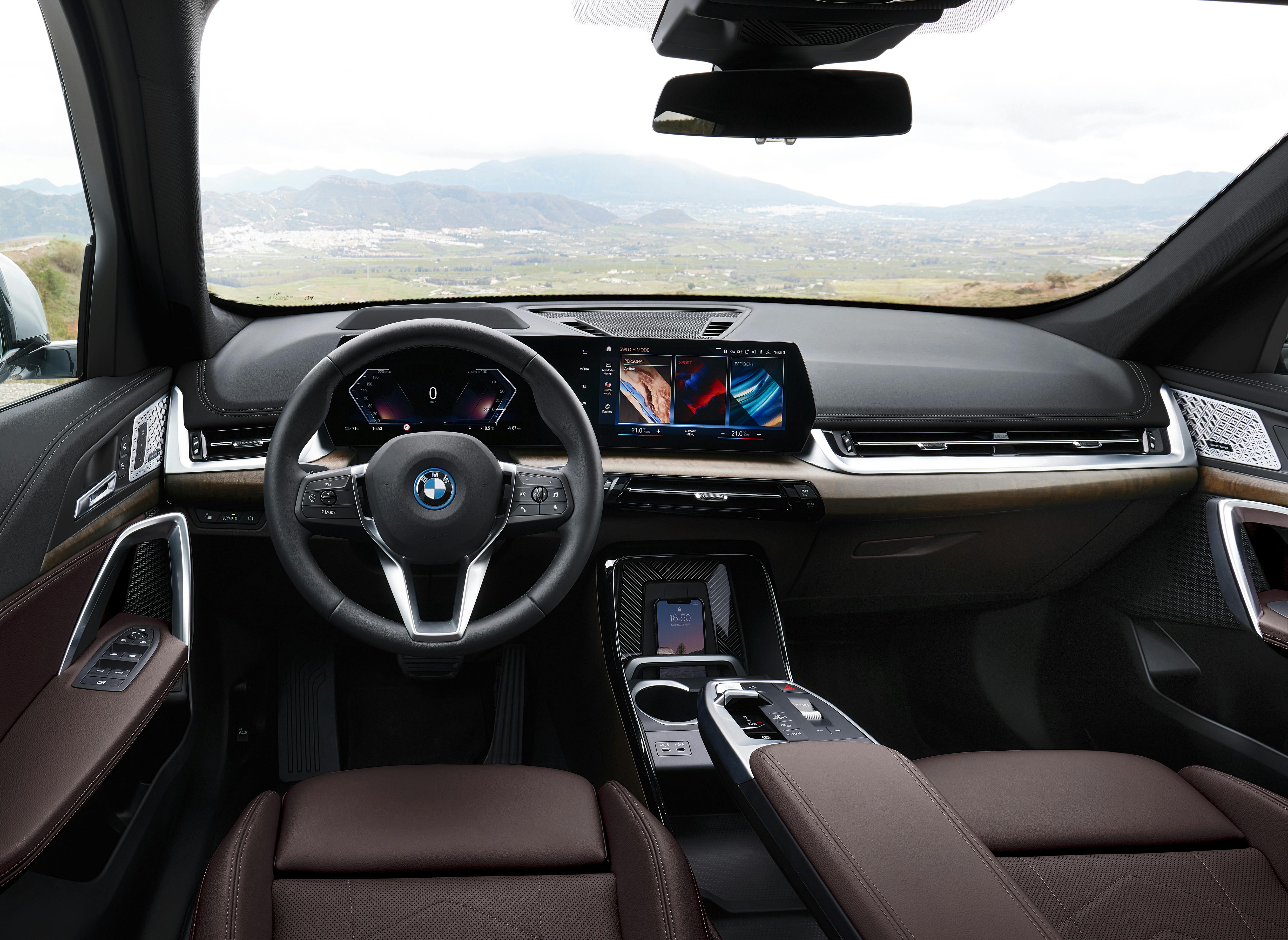 BMW iX1 elbil ny bil SUV