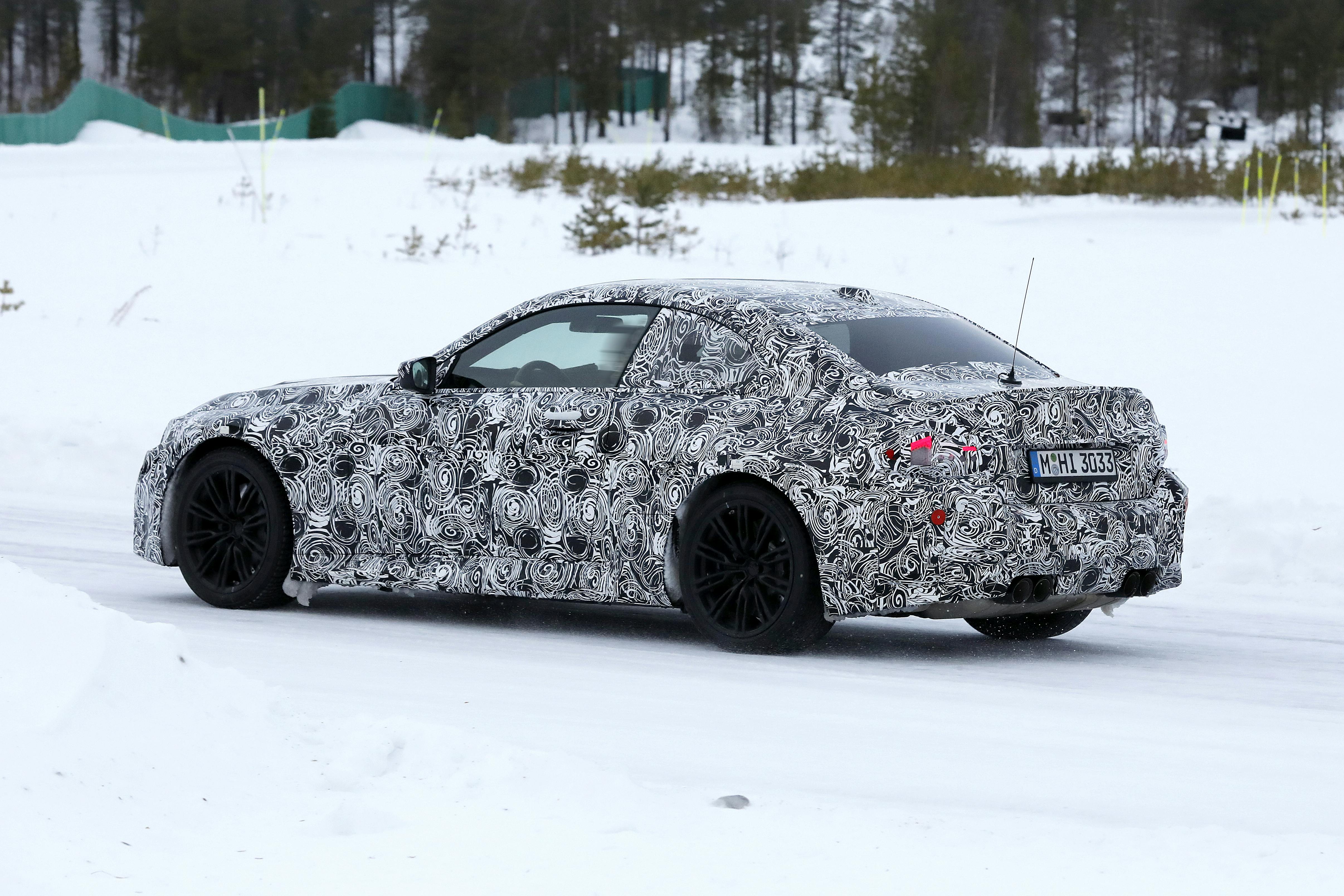 Automedia BMW M2 spionfoto bagfra