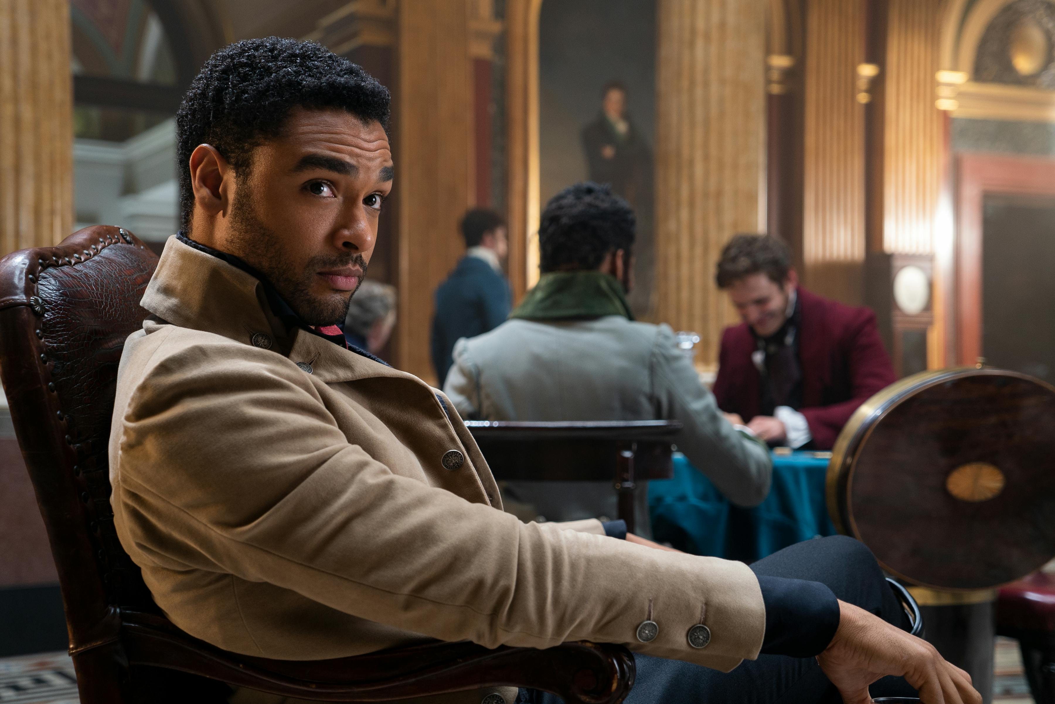 Hit-serien Bridgerton kan lige nu ses på Netflix The Duke og Hastings, Simon i serien Bridgerton