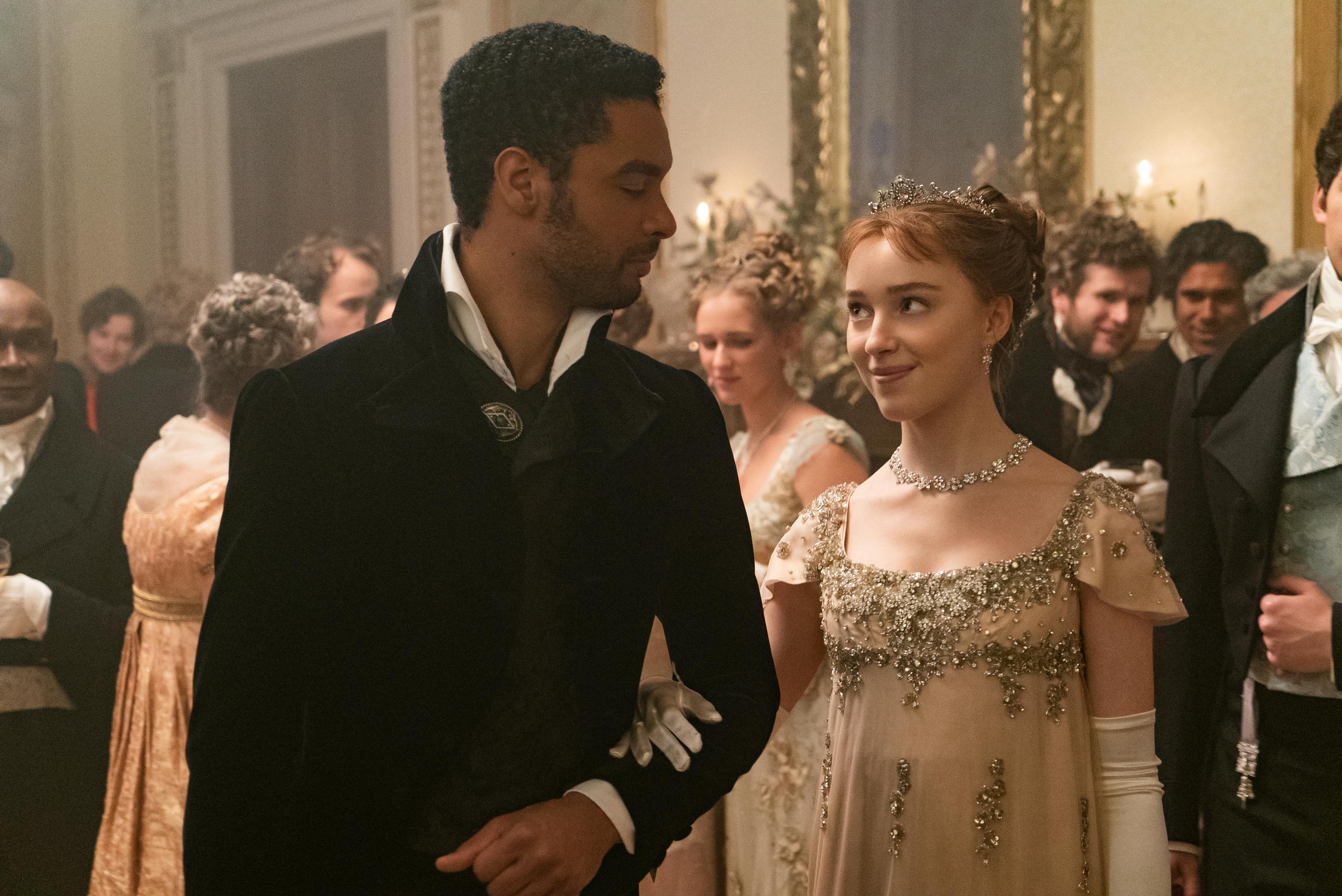 Hit-serien Bridgerton kan lige nu ses på Netflix Simon og Daphne i netflix-serien Bridgerton