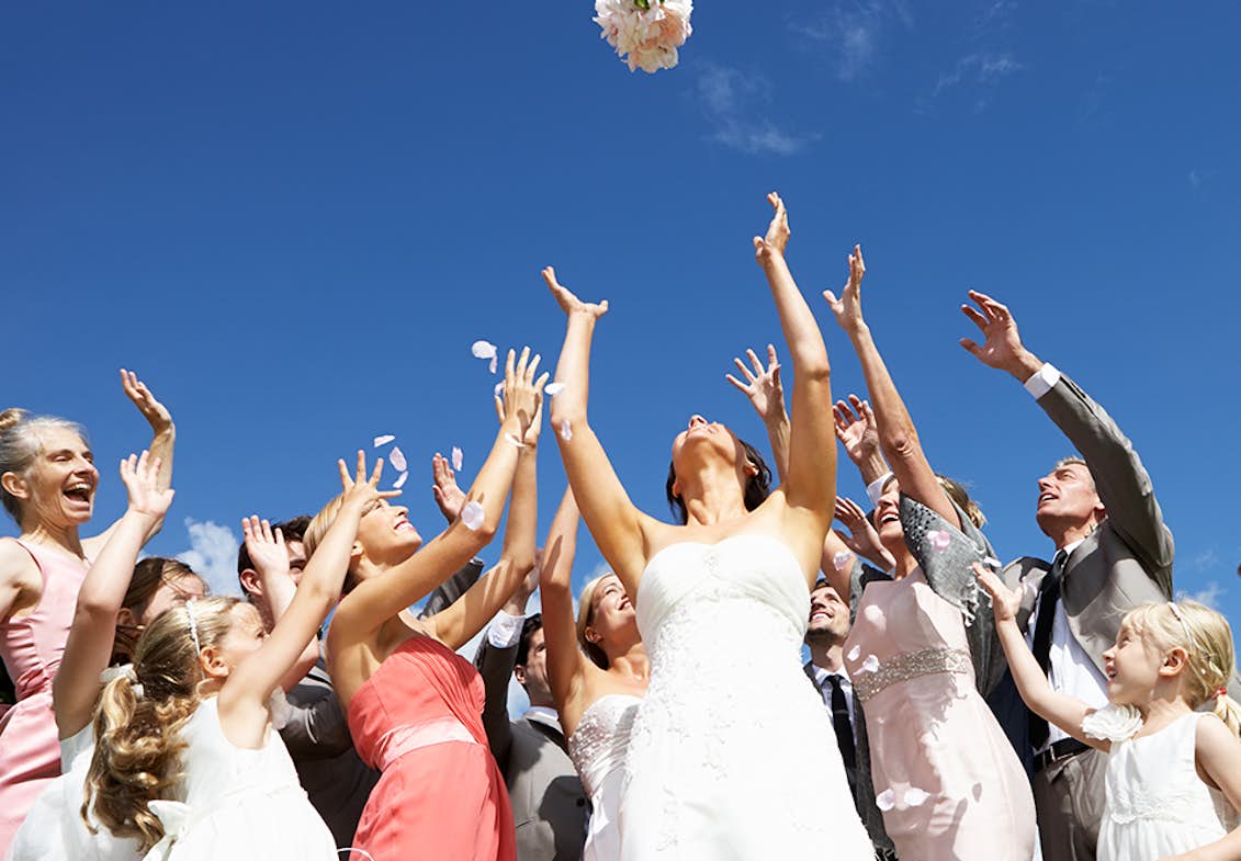 Bryllupsgæst? Her er 21 flotte billige kjoler til bryllup | Woman.dk