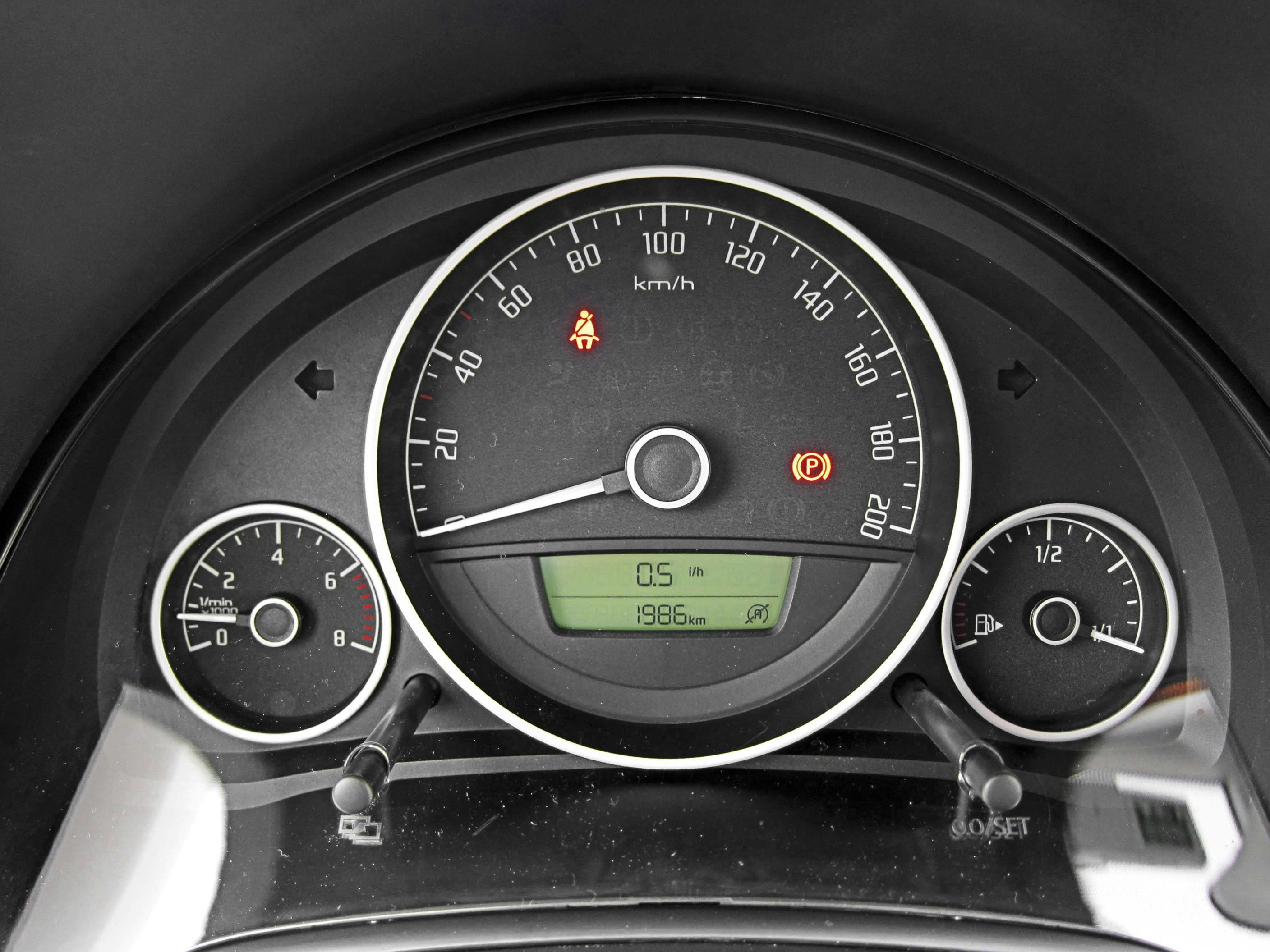 Skoda Citigo Ambition 1,0 75 5d, speedometer
