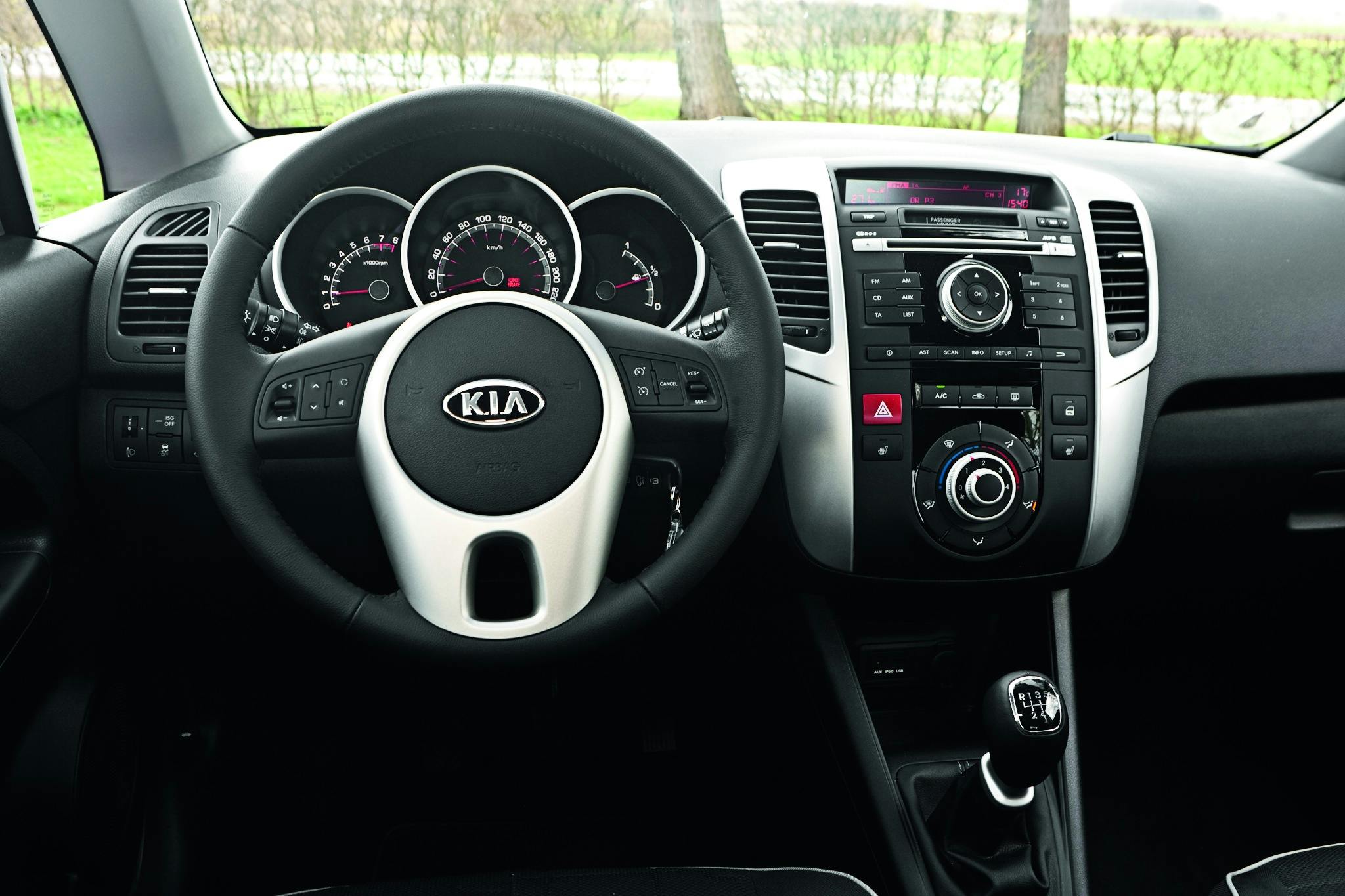 KIA VENGA KIA VENGA
