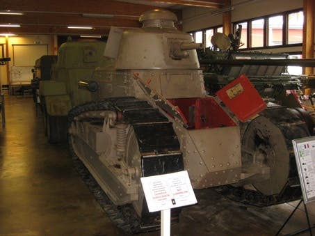 Renault FT 17