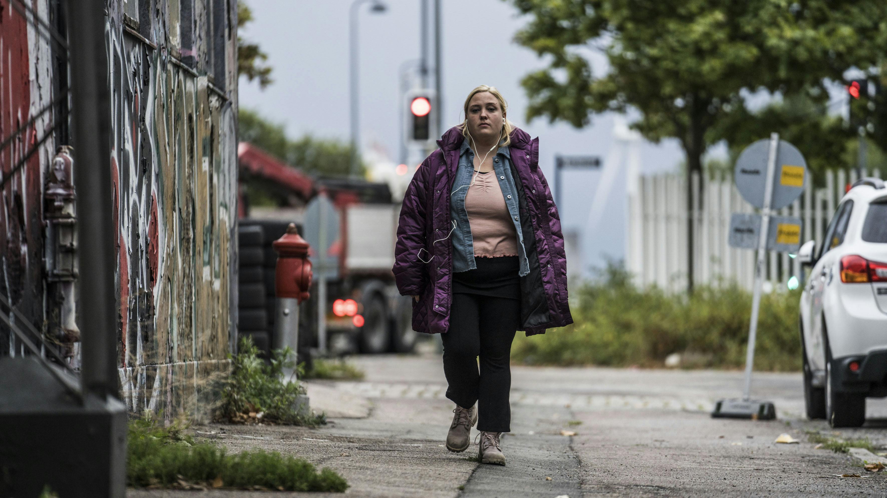 Vi glæder os til den nye serie Elvira. Elvira på Viaplay