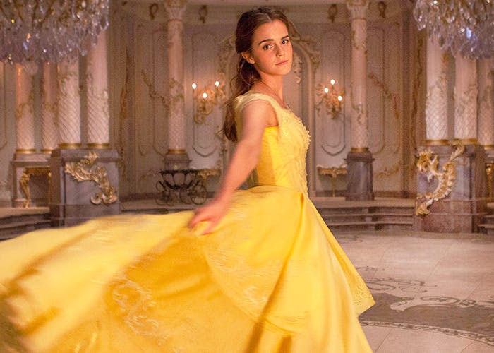Hvis du har et meget positivt sind, er din yndlingsfarve måske gul? Emma Watson i Beauty and the Beast