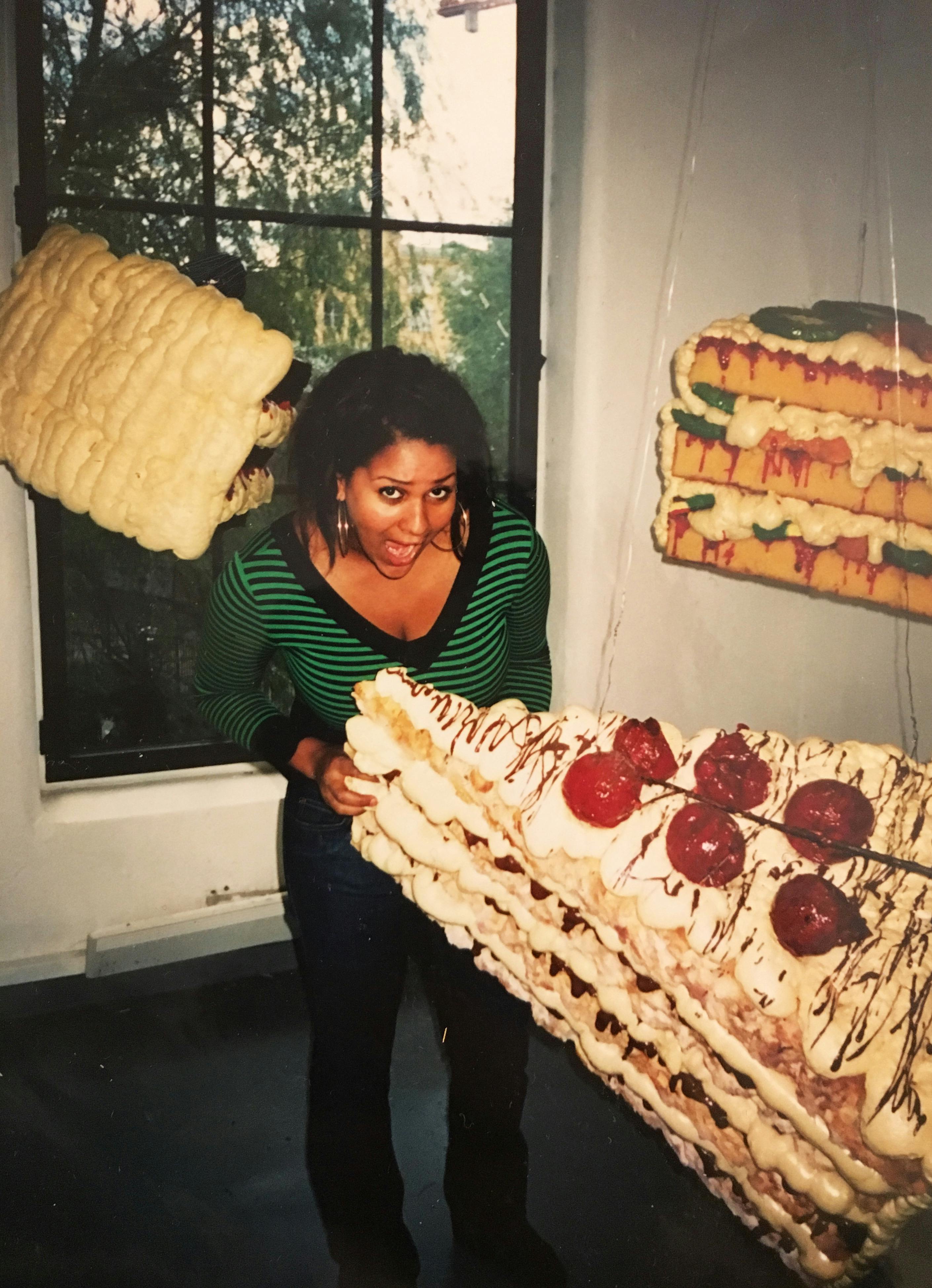 Lisa Asiato, ung