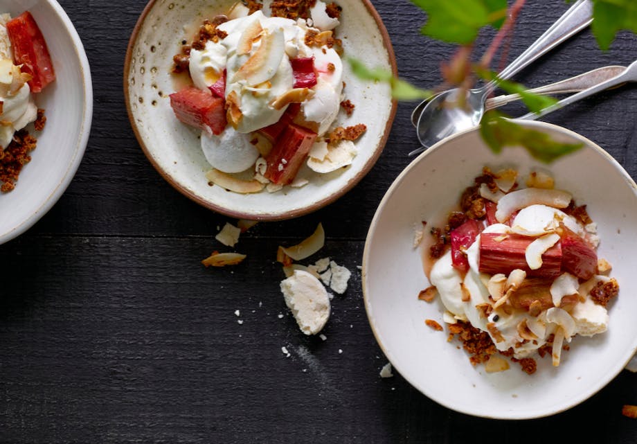 Eton mess rabarbra påskedessert