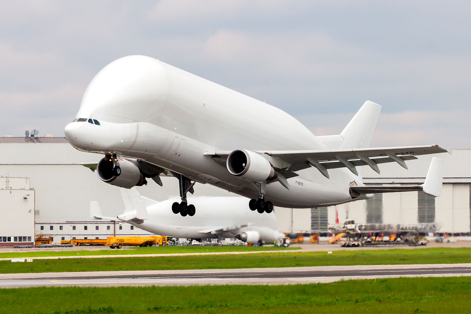 Airbus suunnittelee uusia isoja rahtikoneita | Tieku.fi