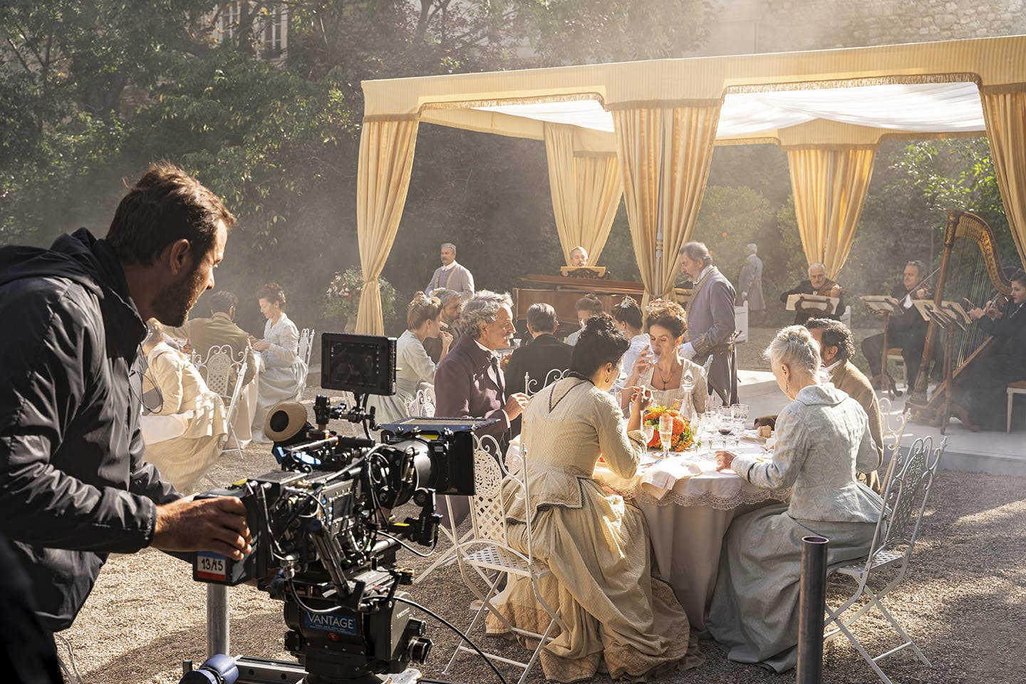 På settet i filmen Eiffel fra 2021. Filmen Eiffel still