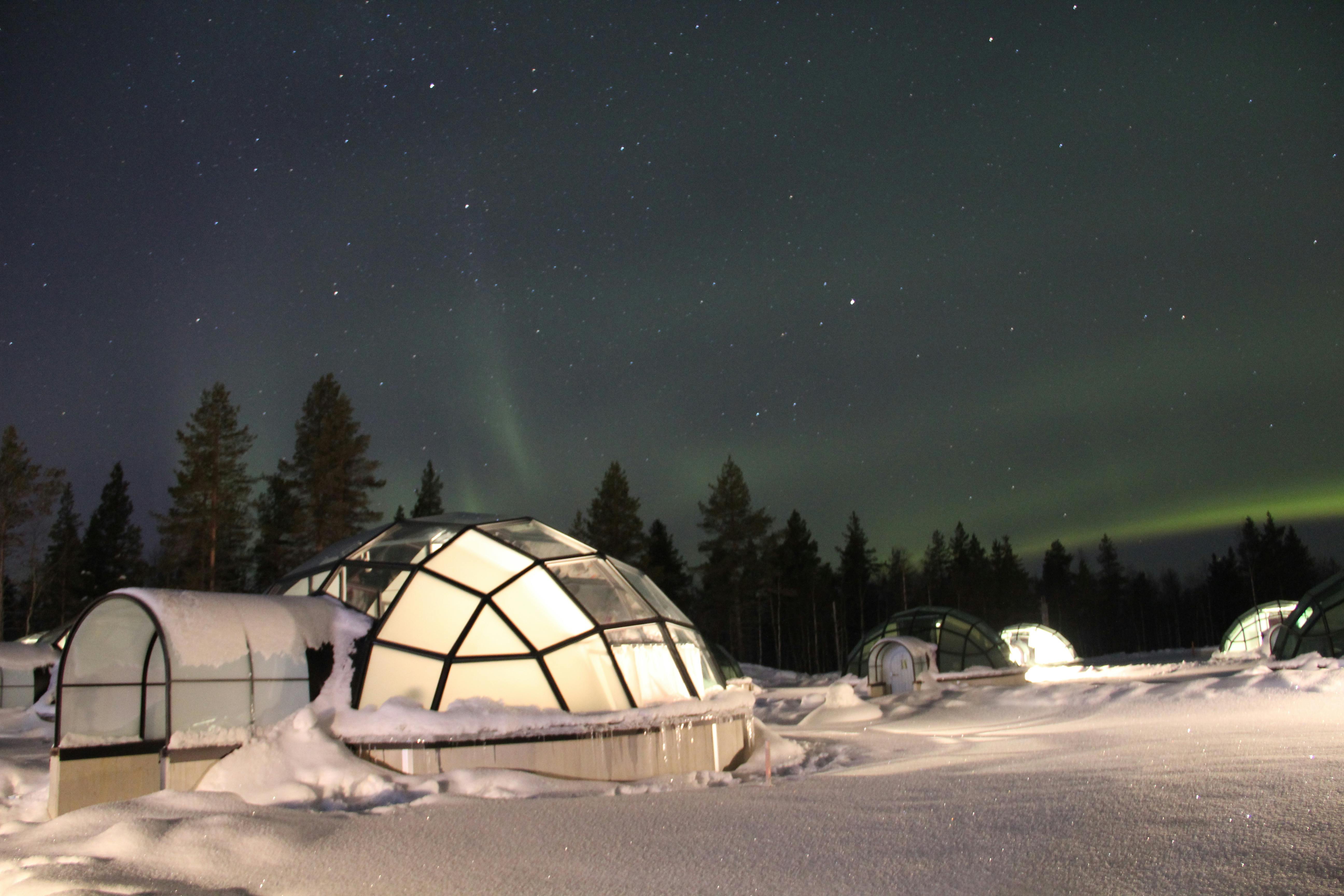 Nordlys ved Kakslauttanen Arctic Resort i Lapland i Finland. Nordlys fra Kakslauttanen Arctic Resort i Lapland, Finland