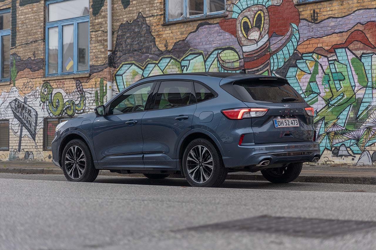 Ford Kuga plugin hybrid test priser