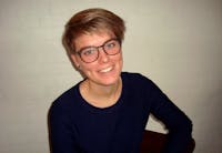 Hvad du behøver at vide, før du daterer en introvert