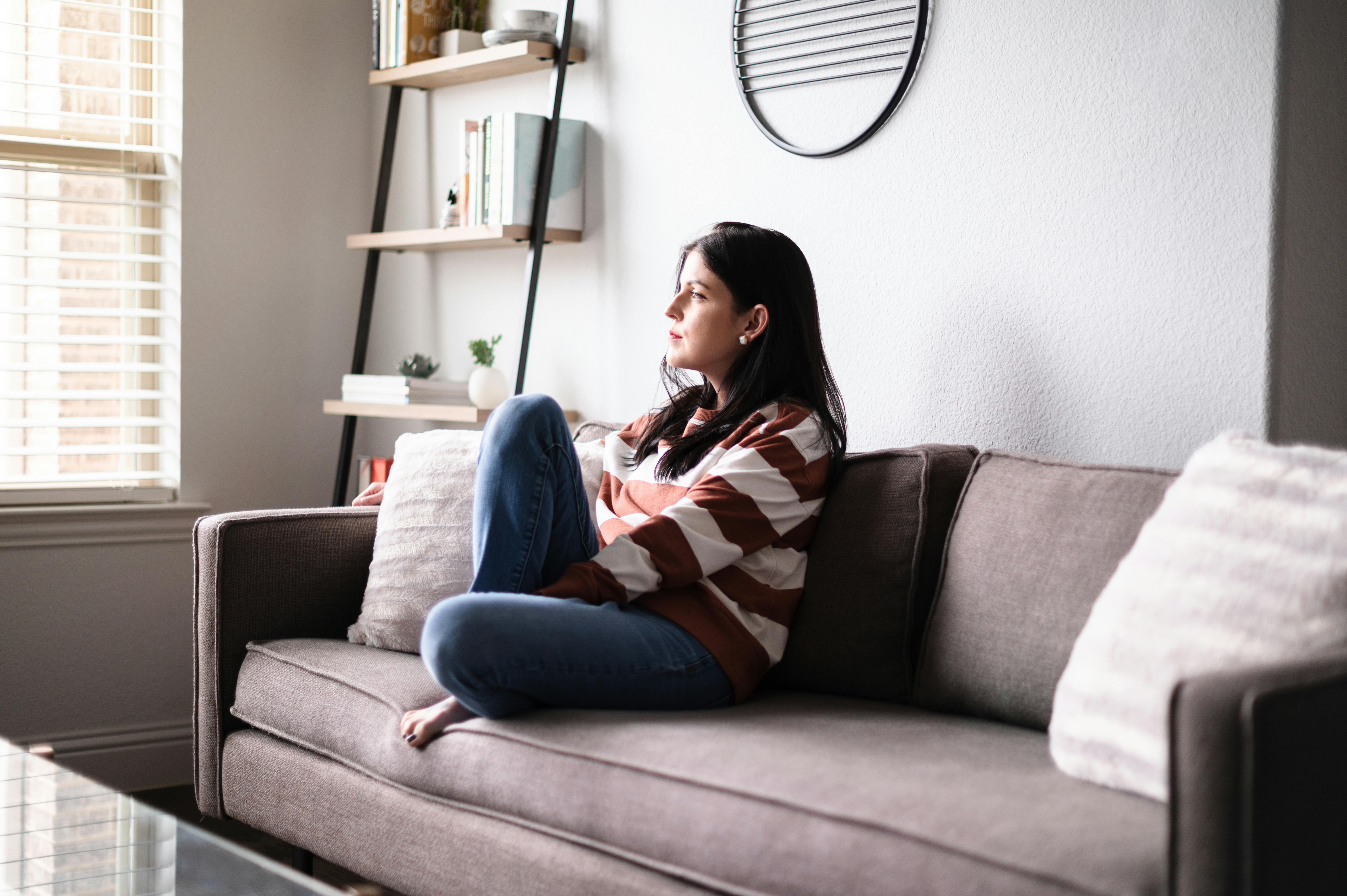 Du skal ikke være bange for din sorg – den er helt okay! Kvinde ked af det