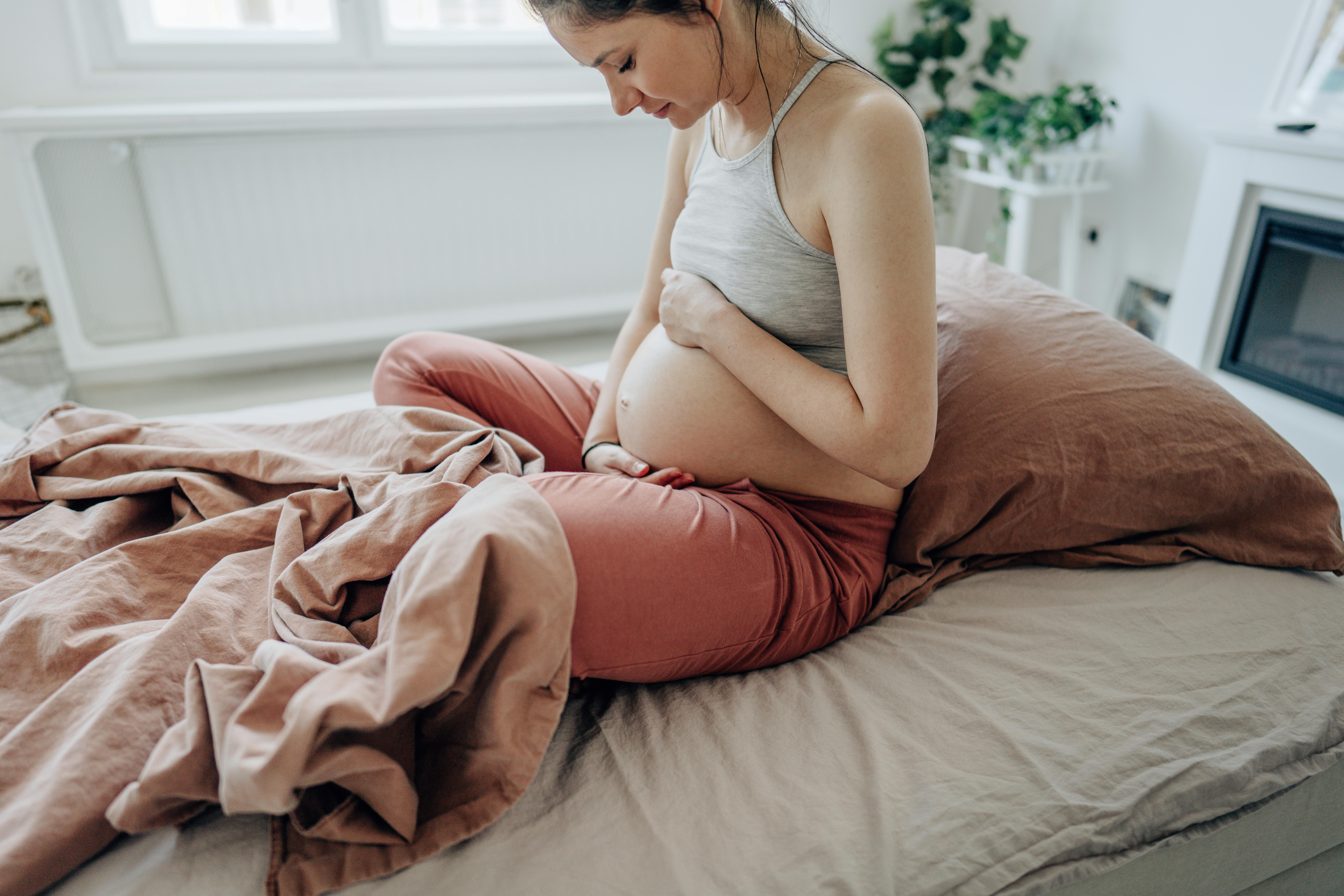 Omkring uge 19 af din graviditet udvikler fostret for alvor sine sanser. Gravid uge for uge, gravid uge 17, gravid uge 18, gravid uge 19