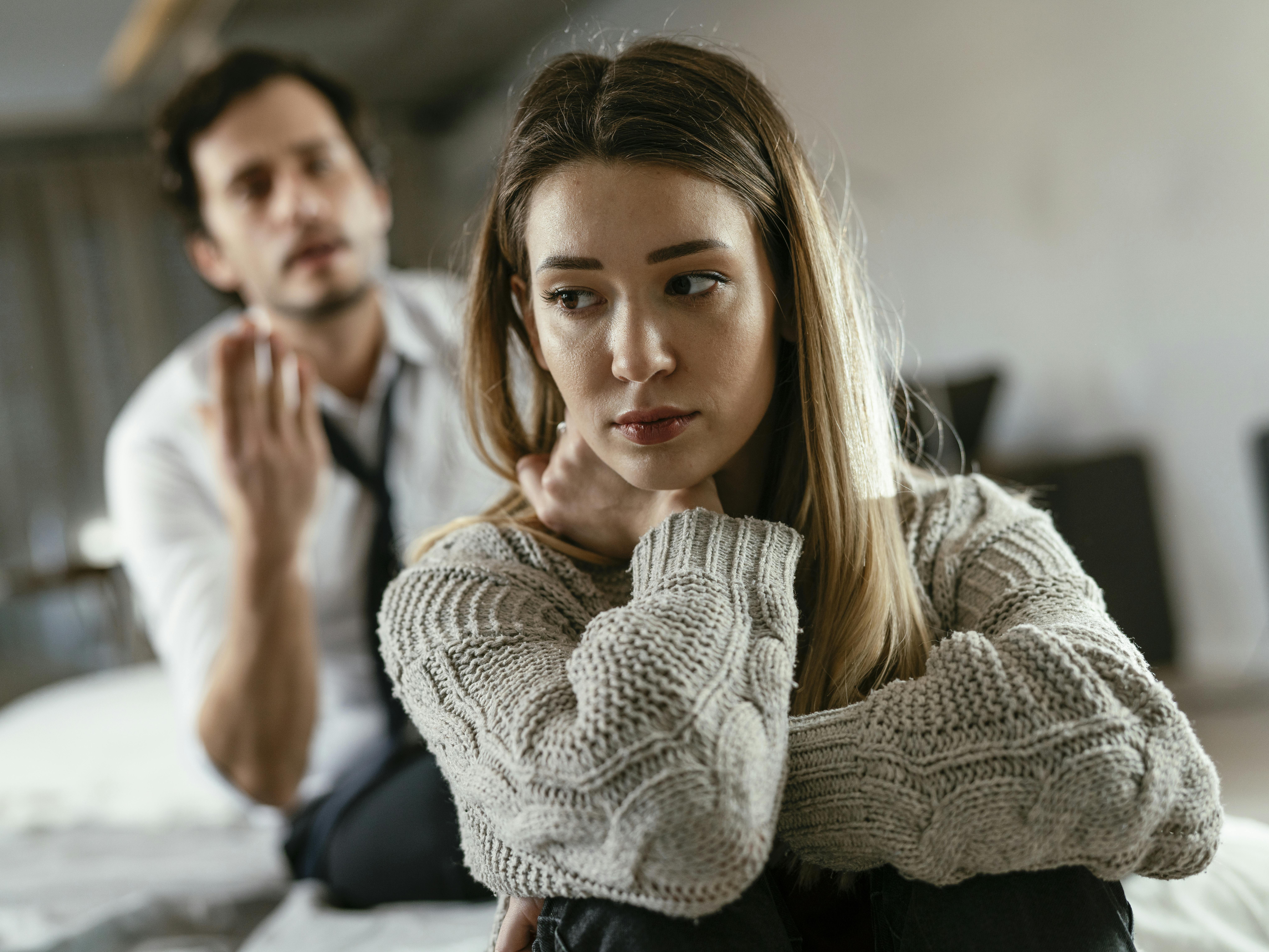 Disse tegn skal du være opmærksom på. Love bombing