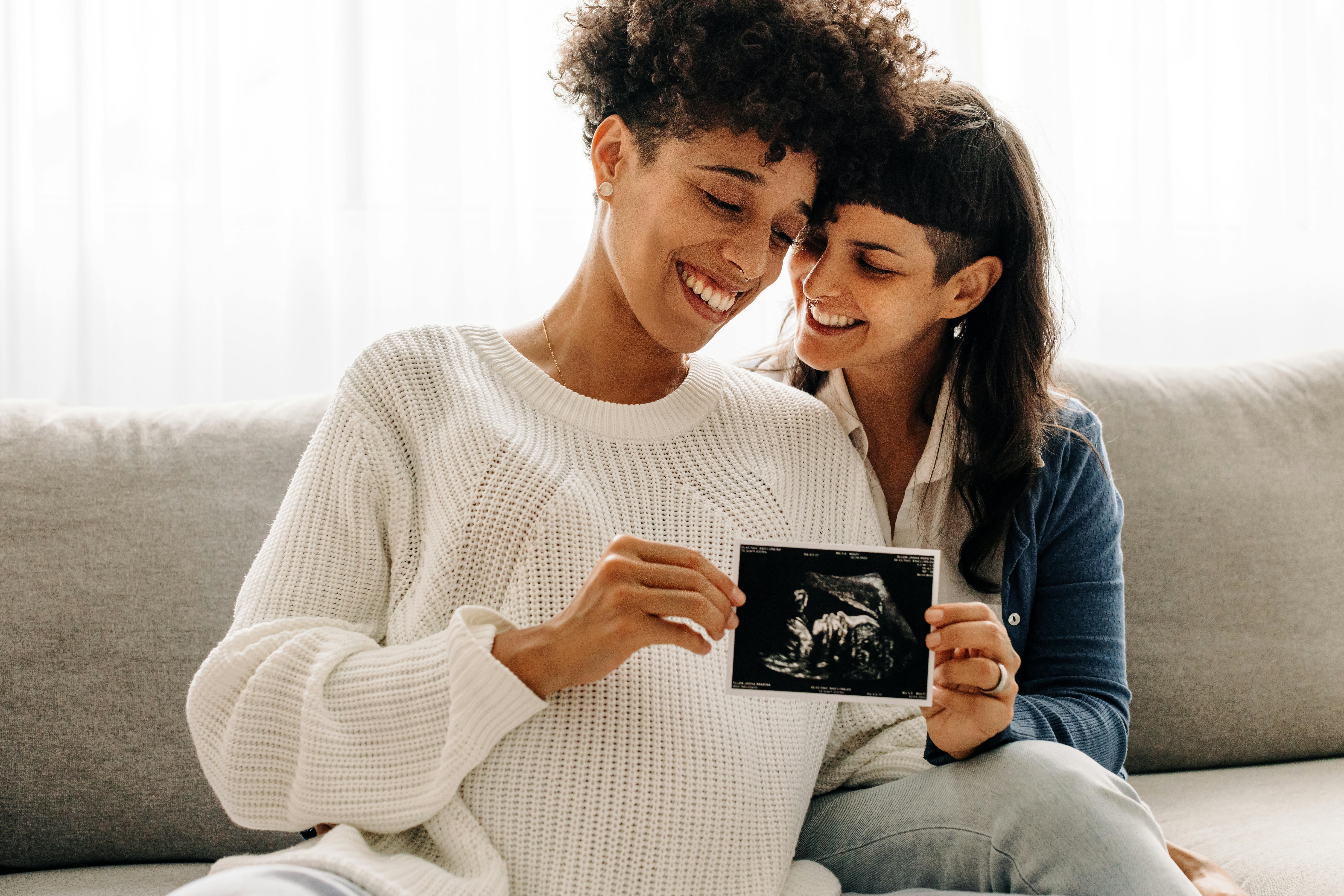 Når du er gravid i uge 10, har du nu langt om længe et foster i maven. Gravid uge for uge, gravid uge 9, gravid uge 10