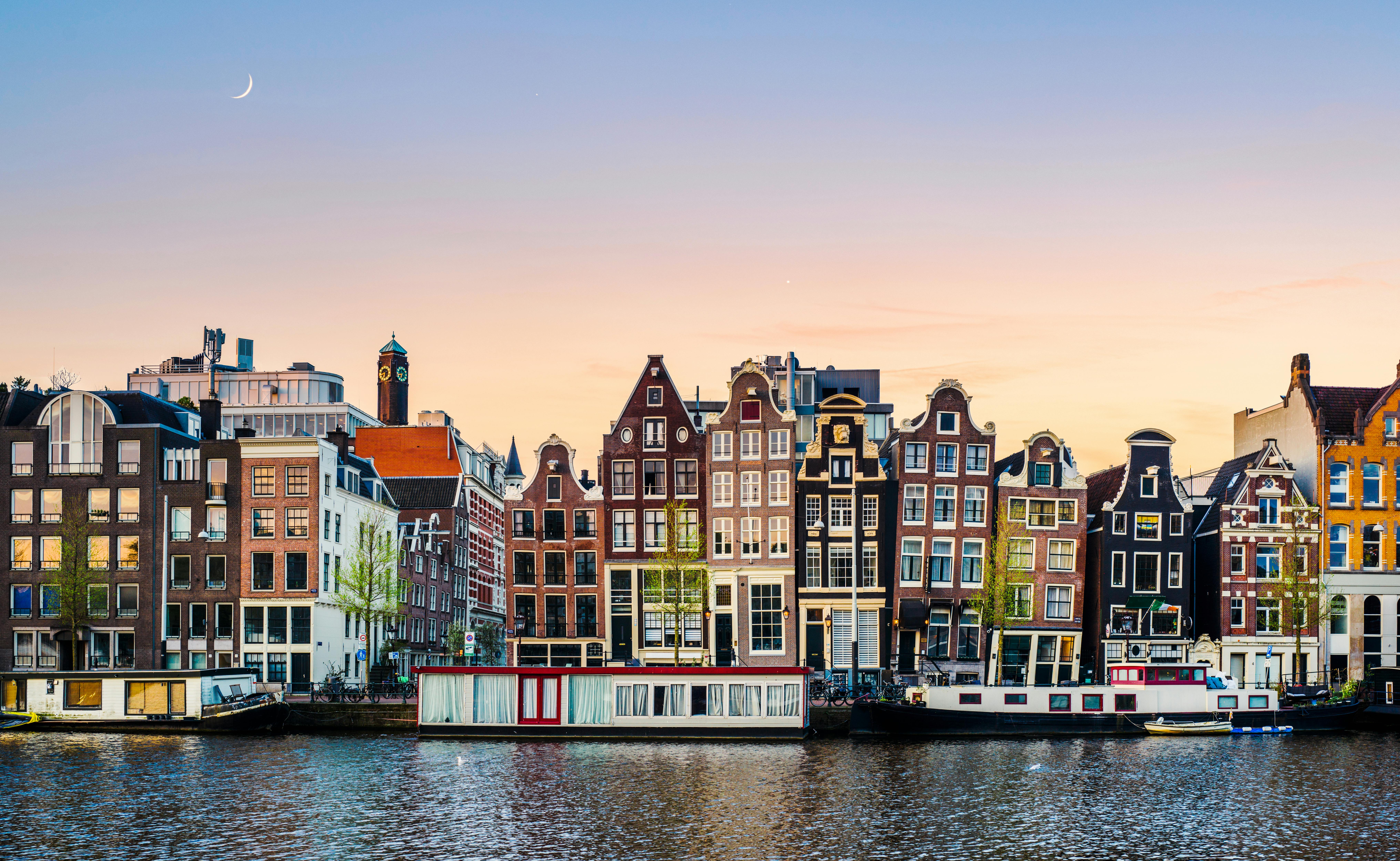 Amsterdam er en af Europas hyggeligste hovestæder. Amsterdam