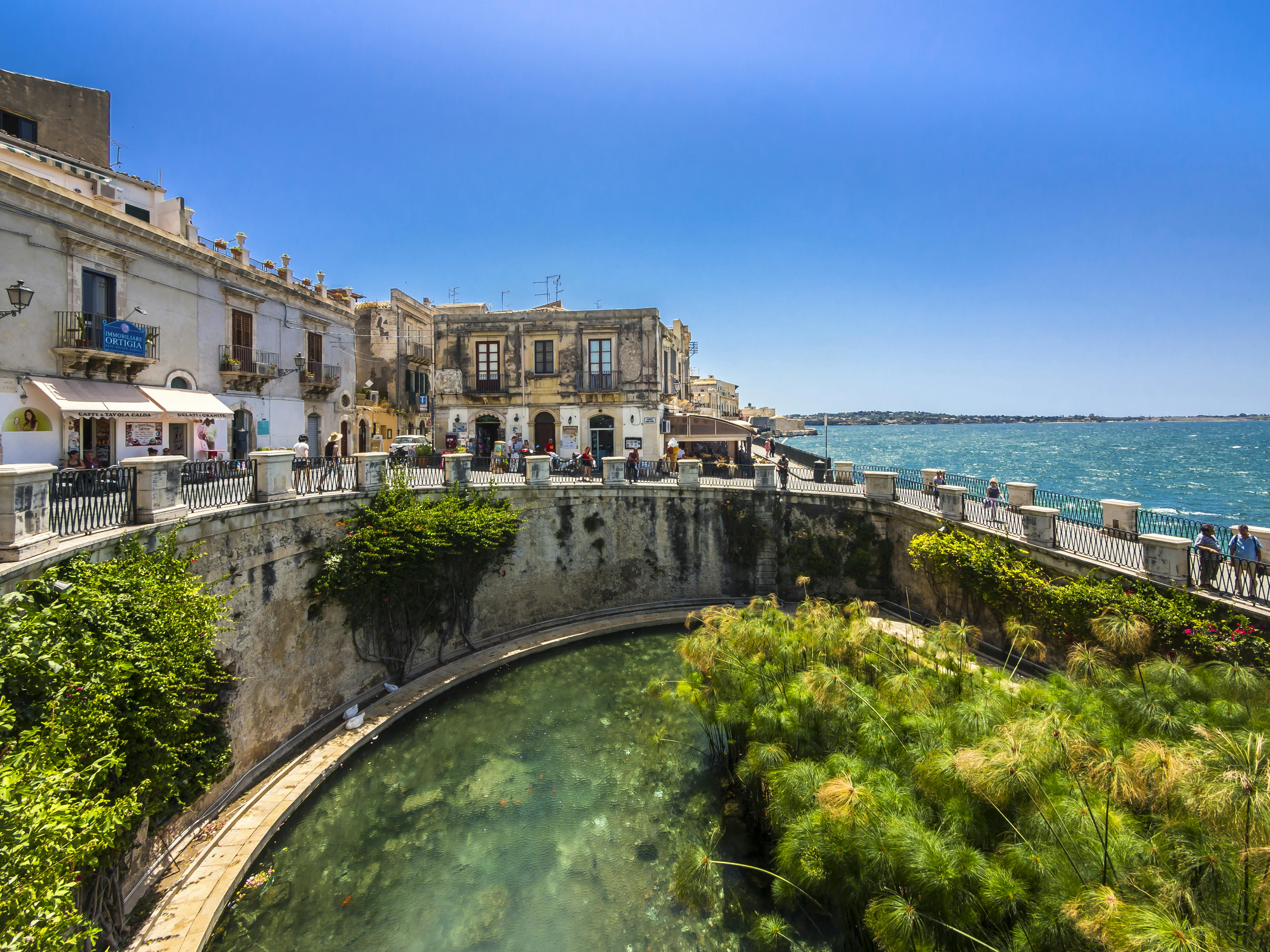 I Siracusa, Sicilians antikke hovedstad. Italien, Sicilien