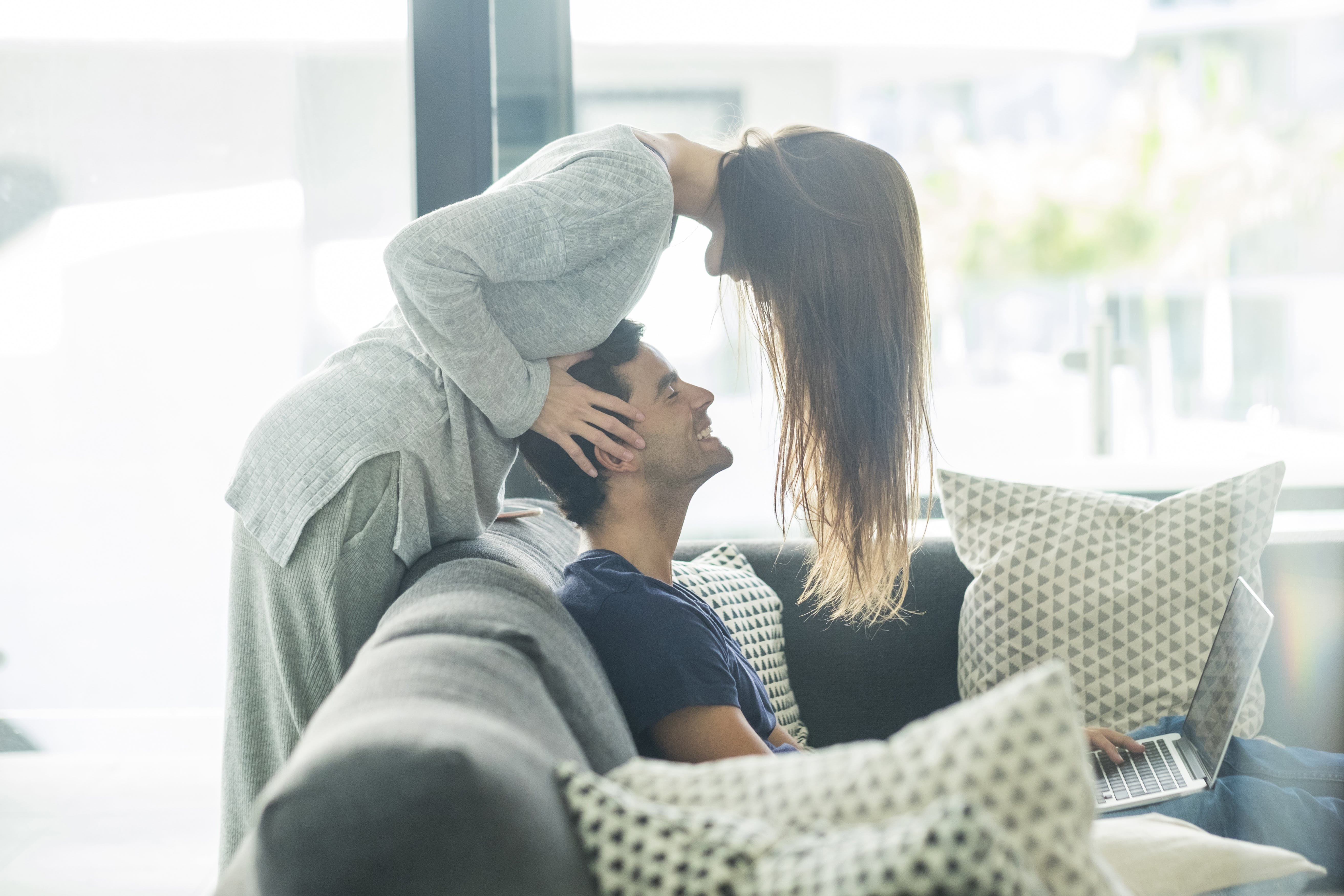 Giv din kæreste en lækker omgang massage. Massage