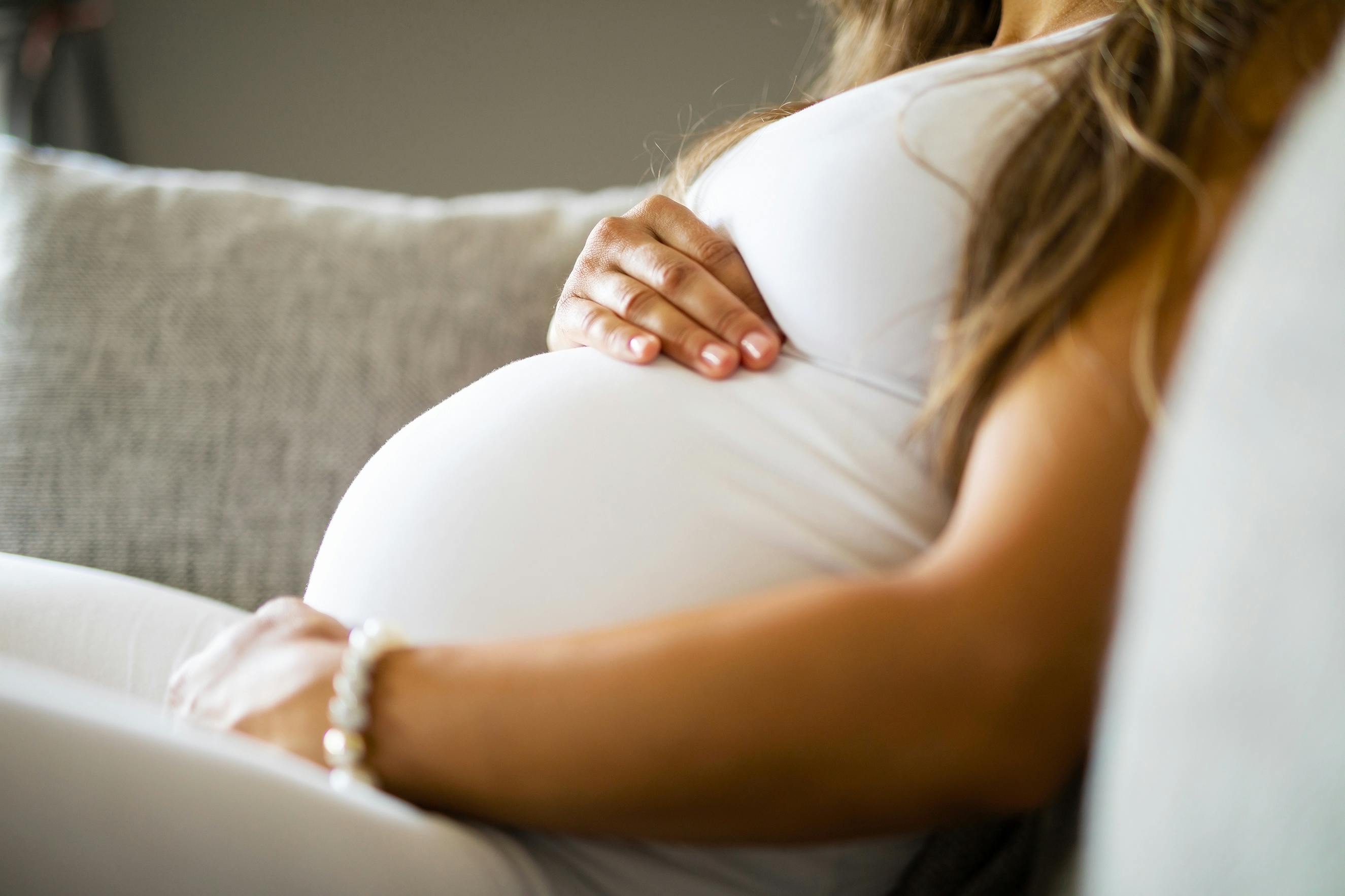 Ægdonation kan hjælpe par, der har svært ved at få børn. Gravid kvinde