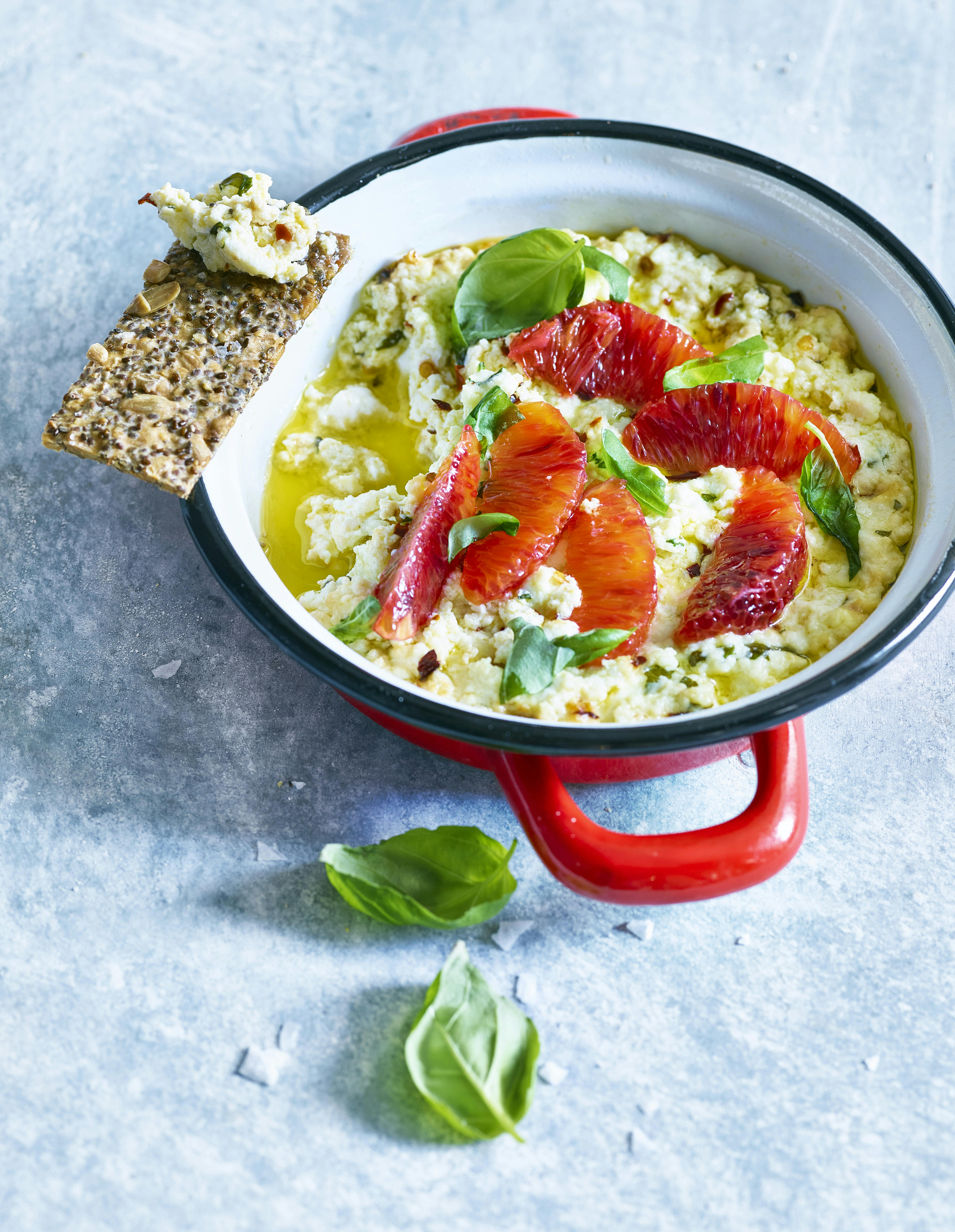 En gratinering fungerer jo nærmest som krydring. Blodappelsin, ricotta, ost