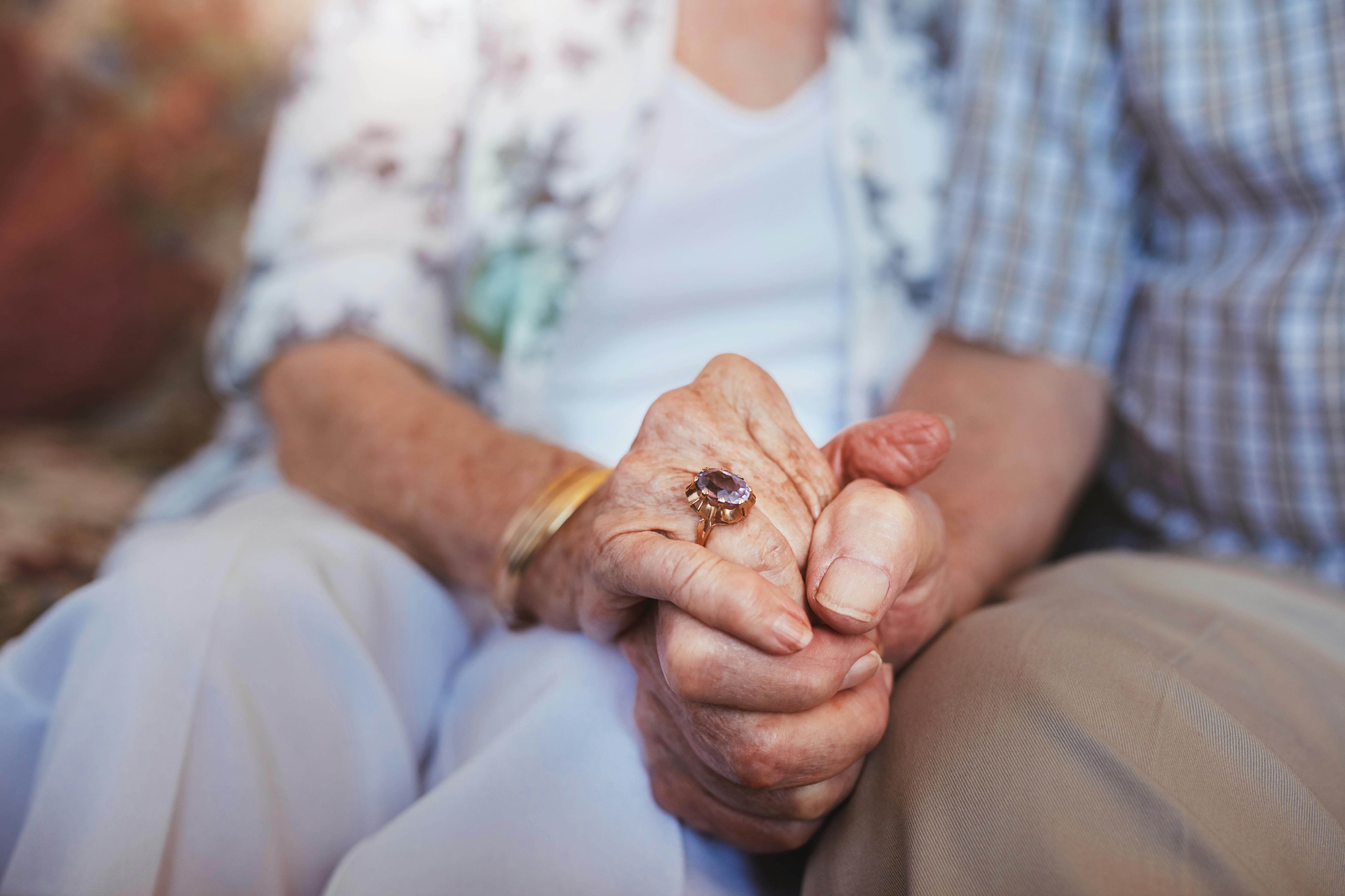 Hvad hedder det, når man har været gift i 100 år? Par fejrer bryllupsdag