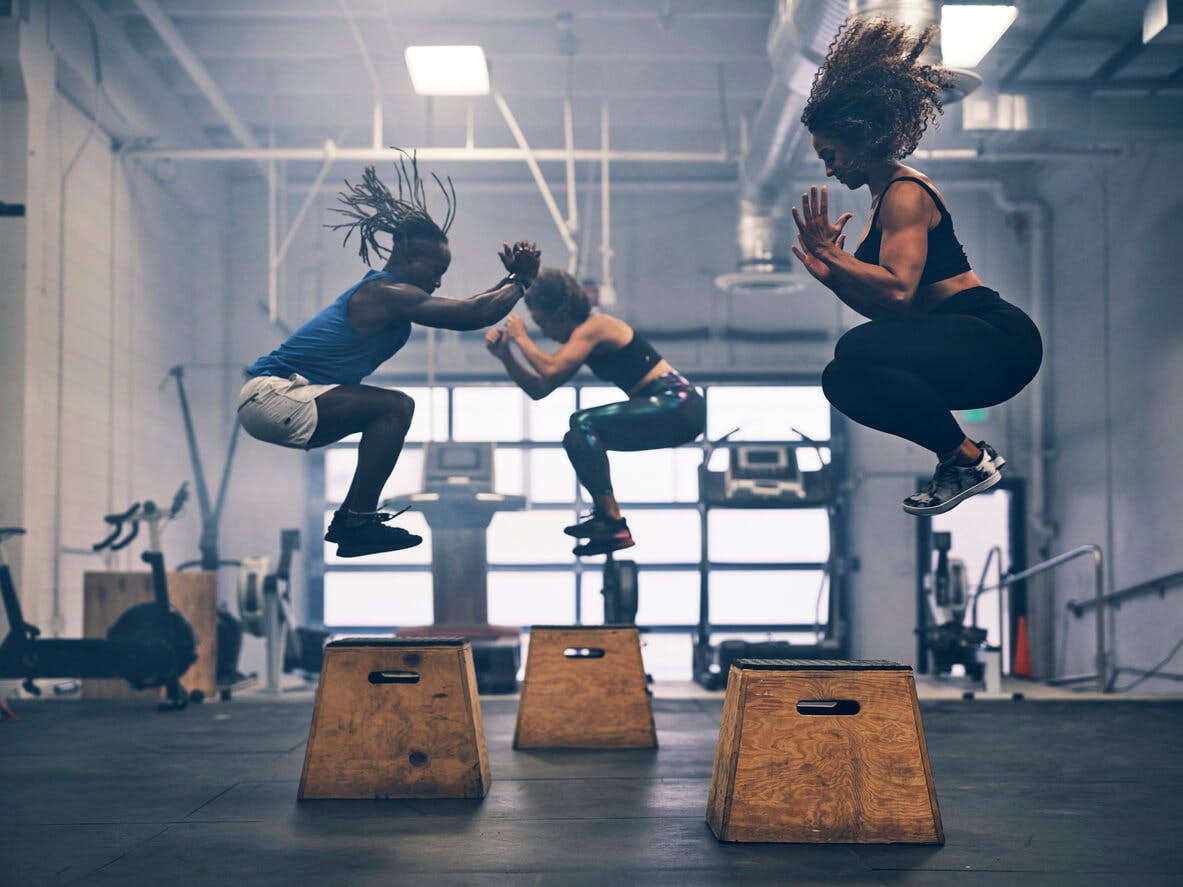 Crossfitgruppe trener sammen