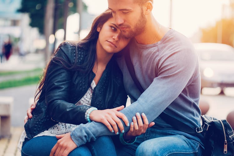 Hvordan man bevæger sig fra casual dating til seriøst forhold