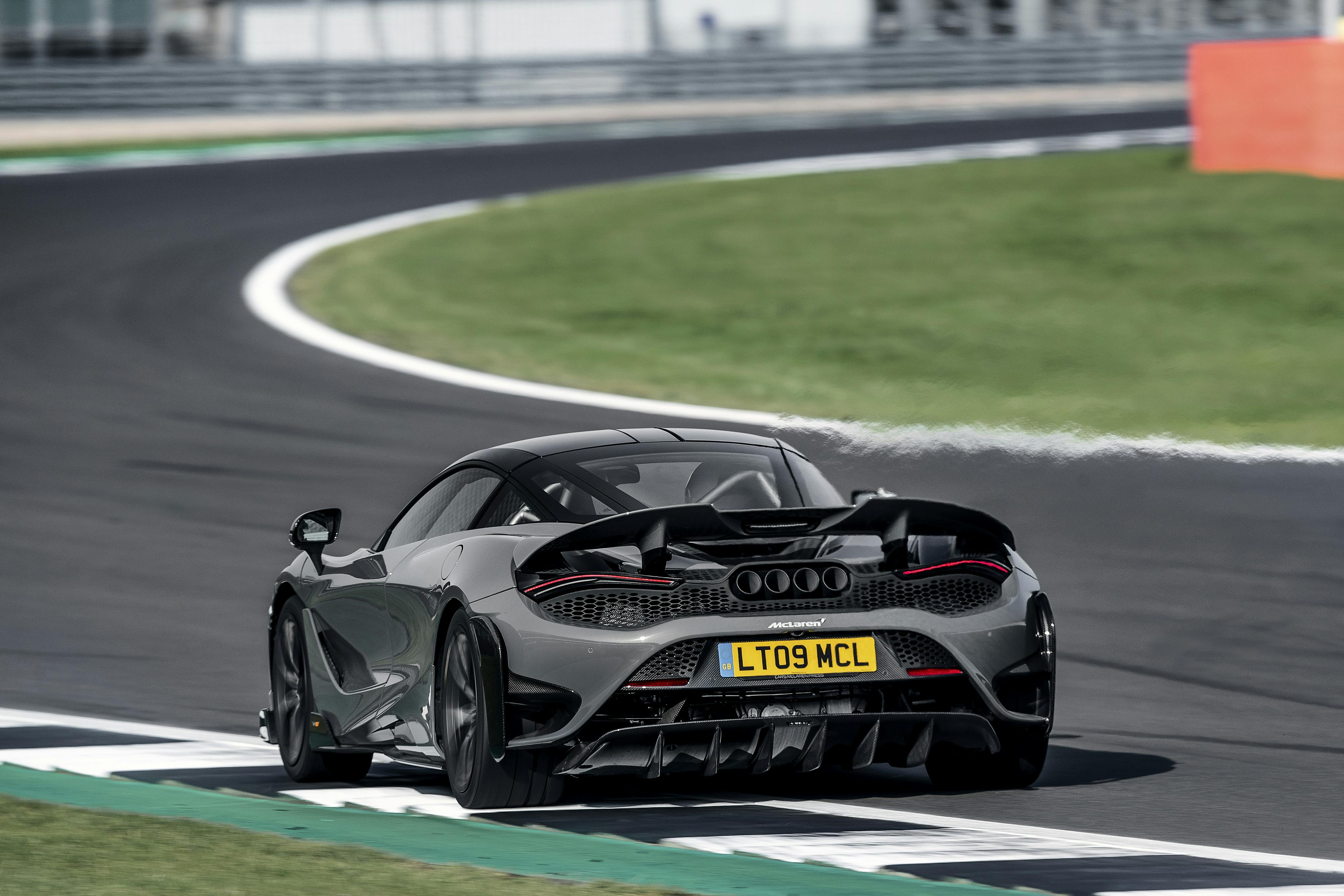 McLaren 765LT | Eneste danske test | Bilmagasinet.dk