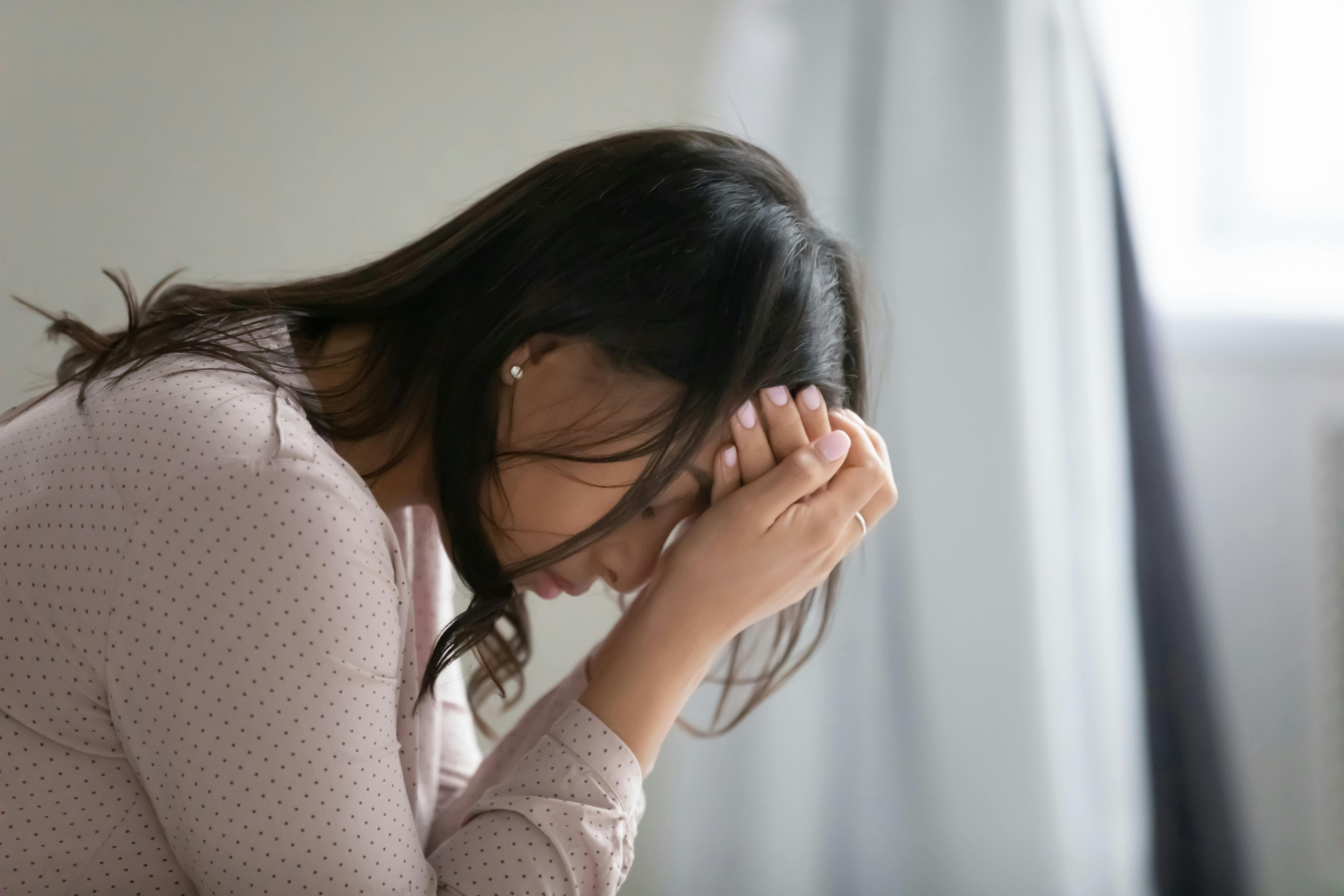 Får du migræne i forbindelse med din menstruation? Så er der måske en sammenhæng. Menstruationsmigræne