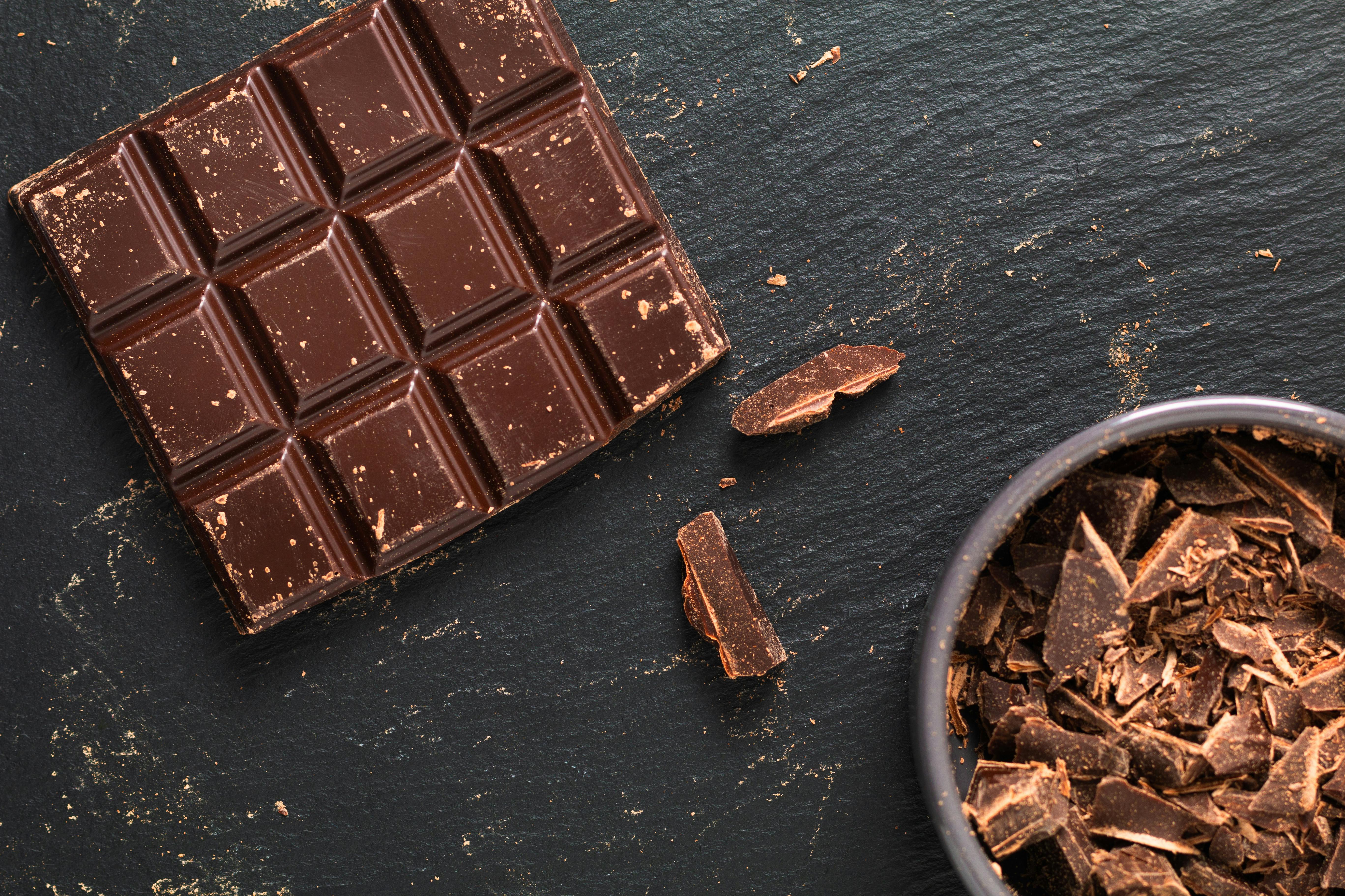 Den er god nok! Mørk chokolade kan faktisk hjælpe dig med vægttab. Mørk chokolade